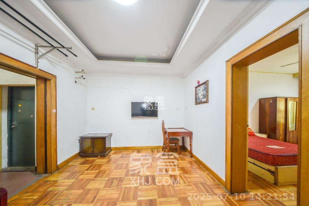 林业厅宿舍 3室2厅1卫 2000.0元/月 林业厅宿舍 3室2厅1卫 2000.0元/月室内图