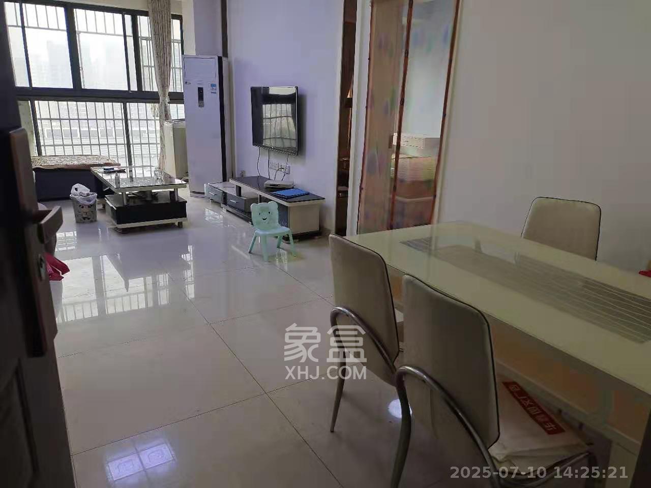 鑫远熙山  2室1厅1卫   2400.00元/月室内图