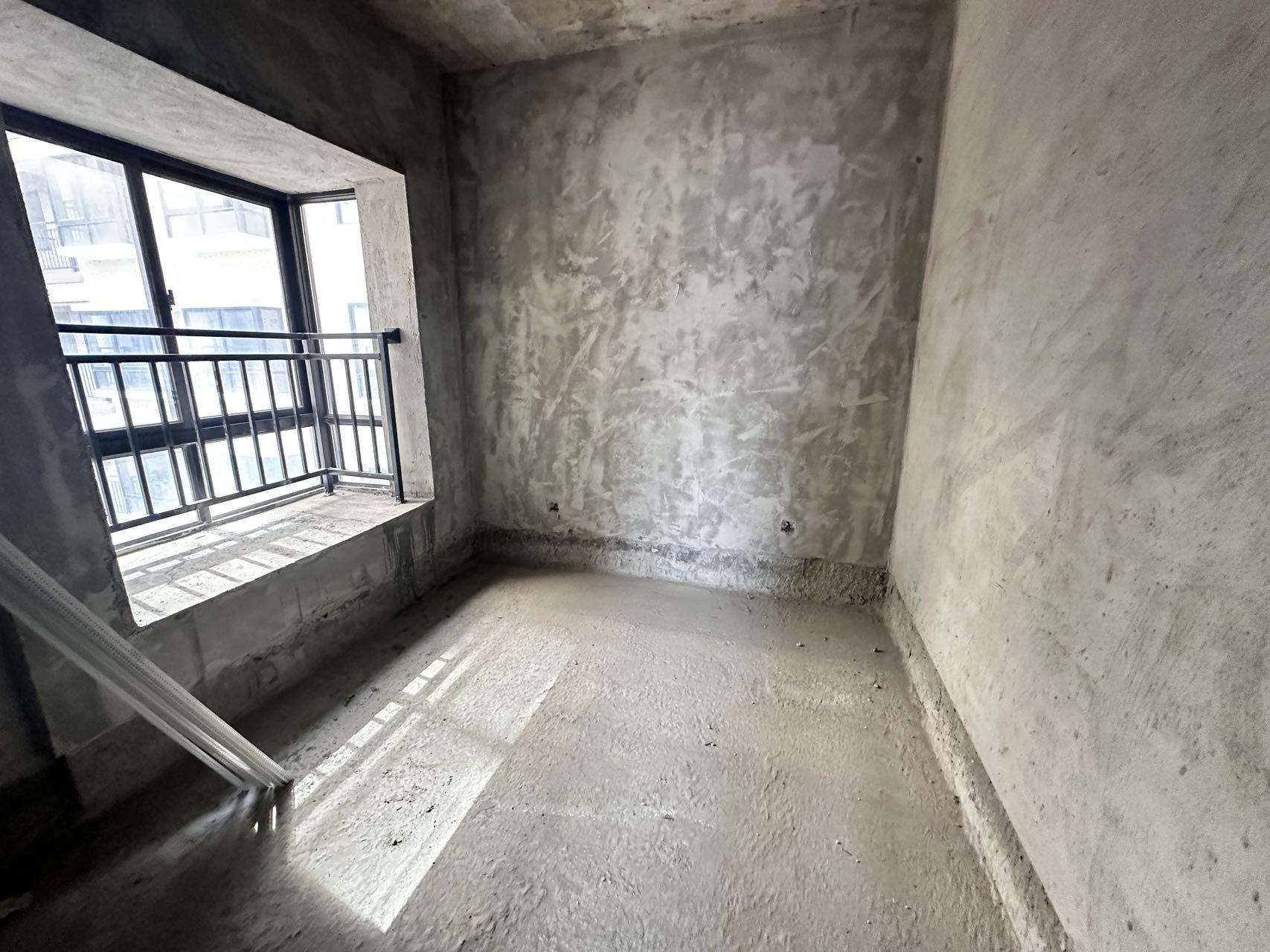 海秀花园 3室2厅2卫 175.0万 海秀花园 3室2厅2卫 175.0万室内图