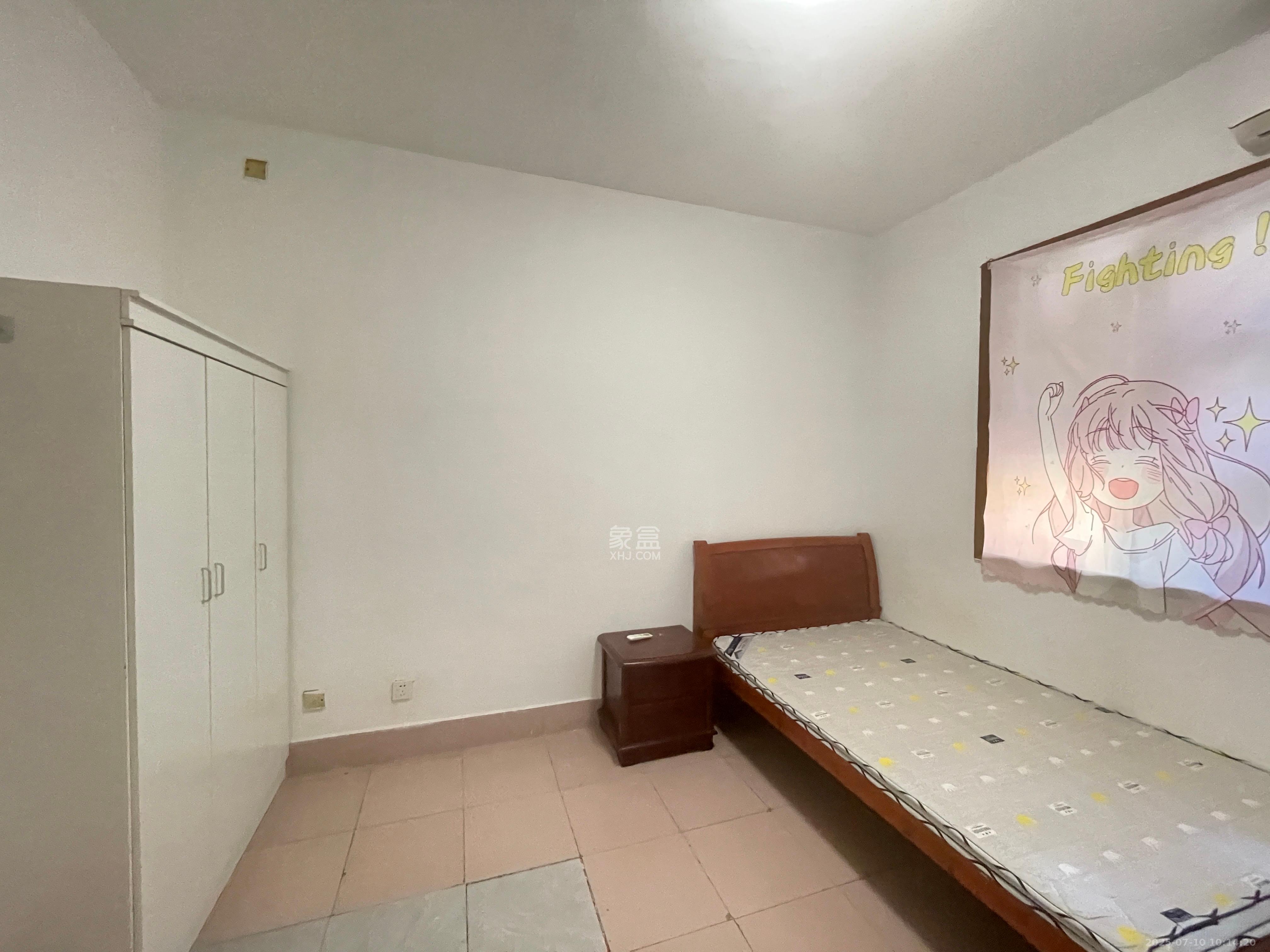 省脑科医院宿舍(康苑小区) 2室2厅1卫 1700.0元/月 省脑科医院宿舍(康苑小区) 2室2厅1卫 1700.0元/月室内图