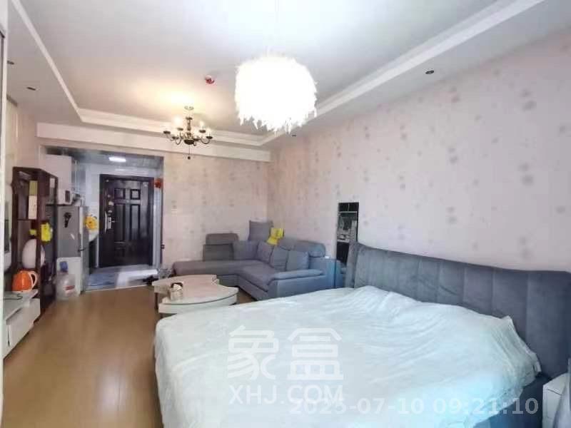 尊邸华庭  1室1厅1卫   1700.00元/月室内图