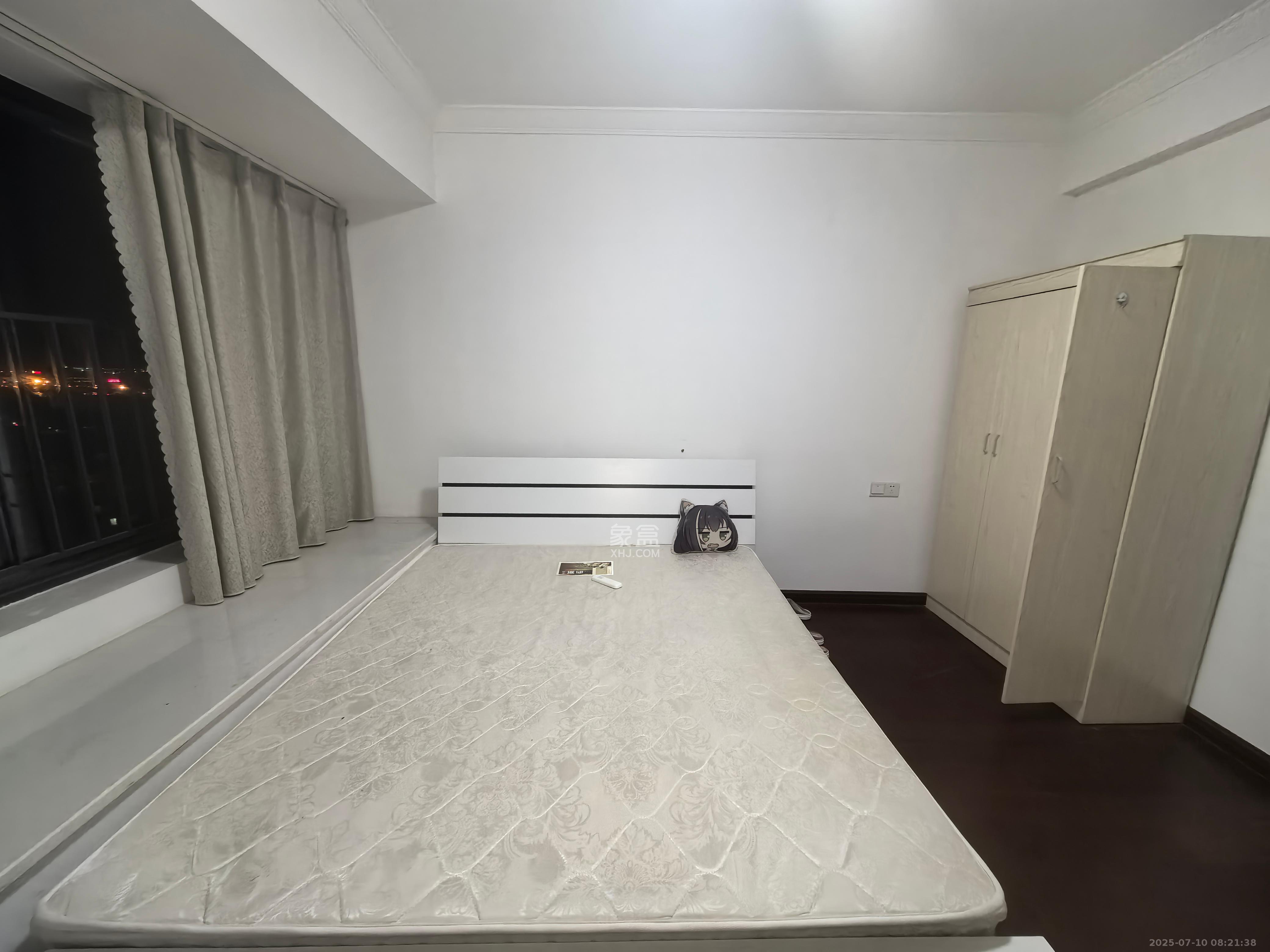 中海新城熙岸(中信新城五期) 3室2厅1卫 2000.0元/月 中海新城熙岸(中信新城五期) 3室2厅1卫 2000.0元/月室内图