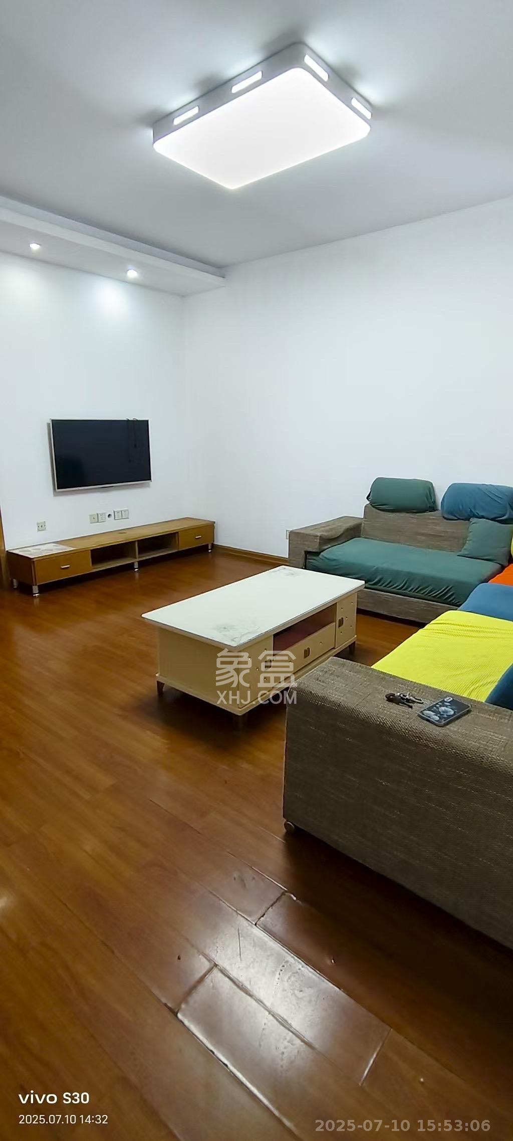 爱琴海岸 2室2厅1卫 1400.0元/月 爱琴海岸 2室2厅1卫 1400.0元/月室内图