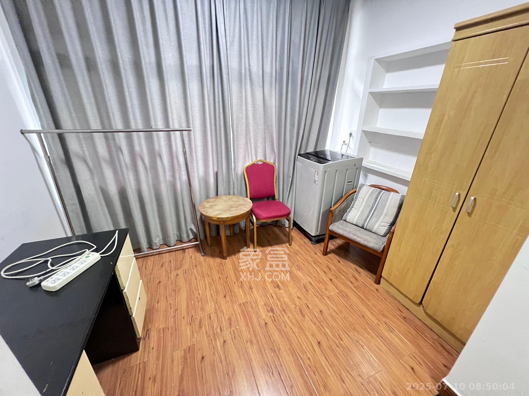 省建苑小区  2室1厅1卫    1800.0元/月室内图