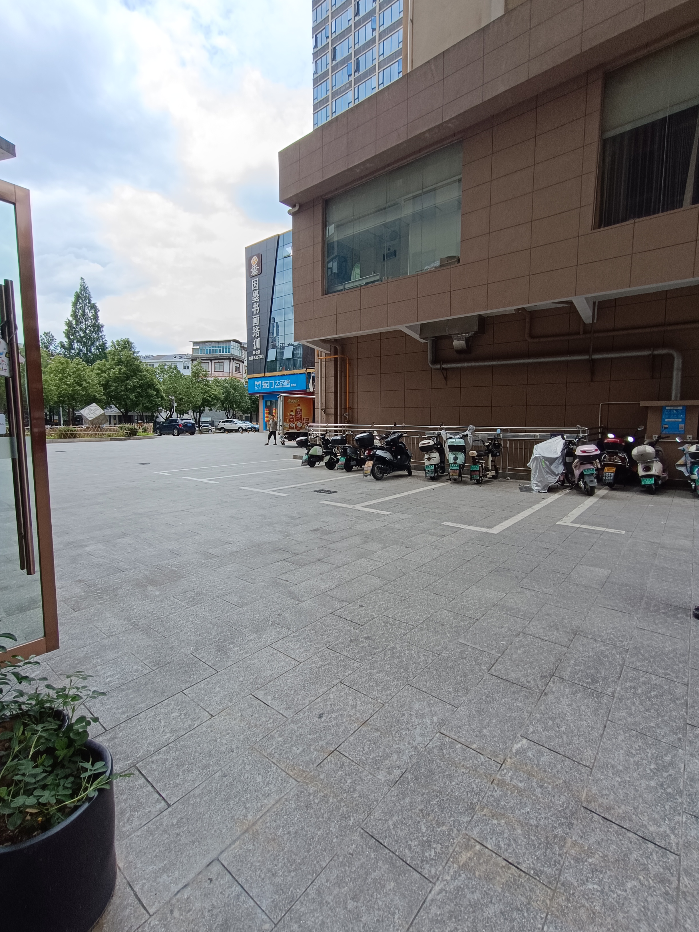通达国际广场   30.0㎡     1250.00元/月室内图