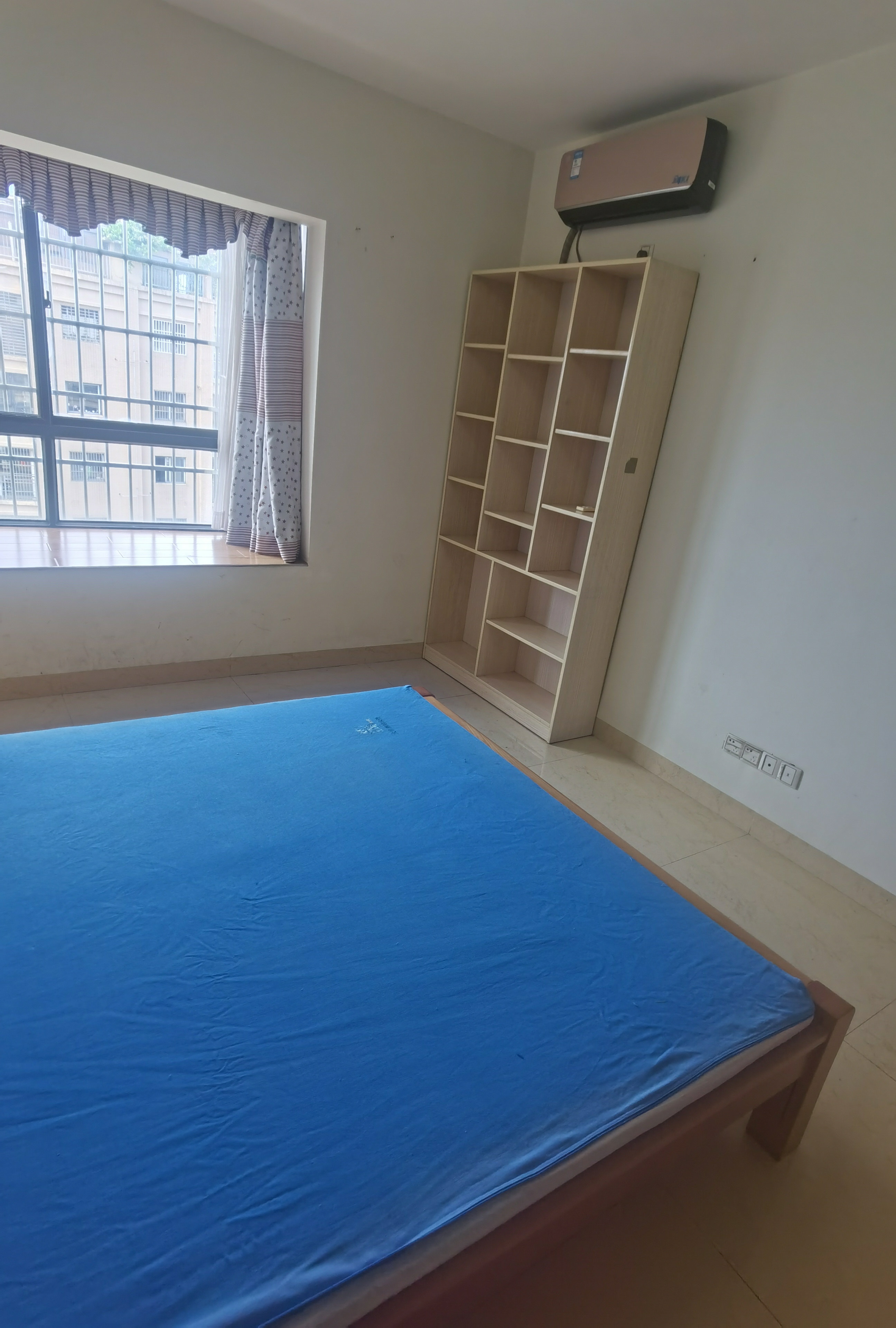 碧海丹城  4室2厅2卫   3600.00元/月室内图
