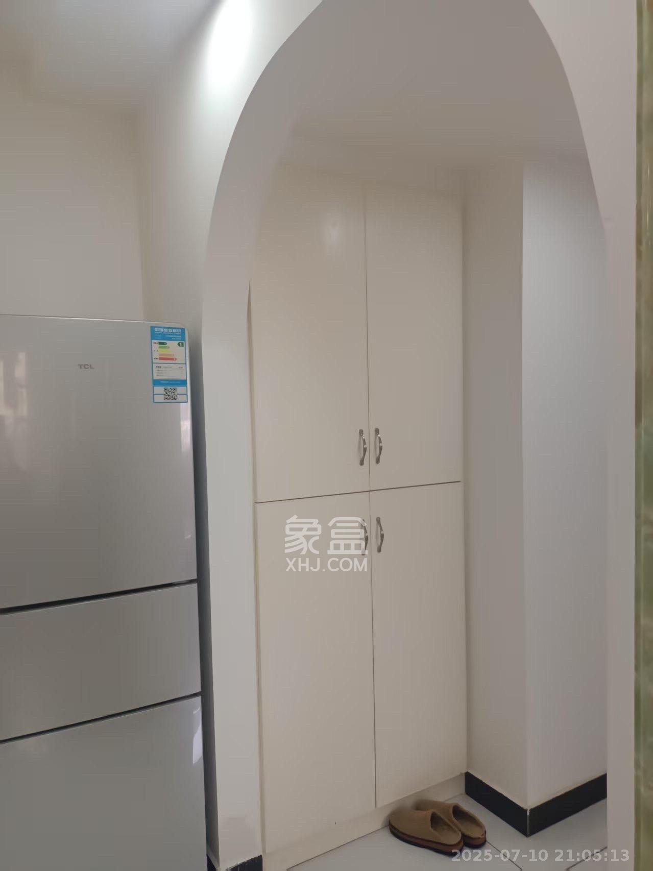 MOMA当代广场  4室2厅1卫   2000.00元/月