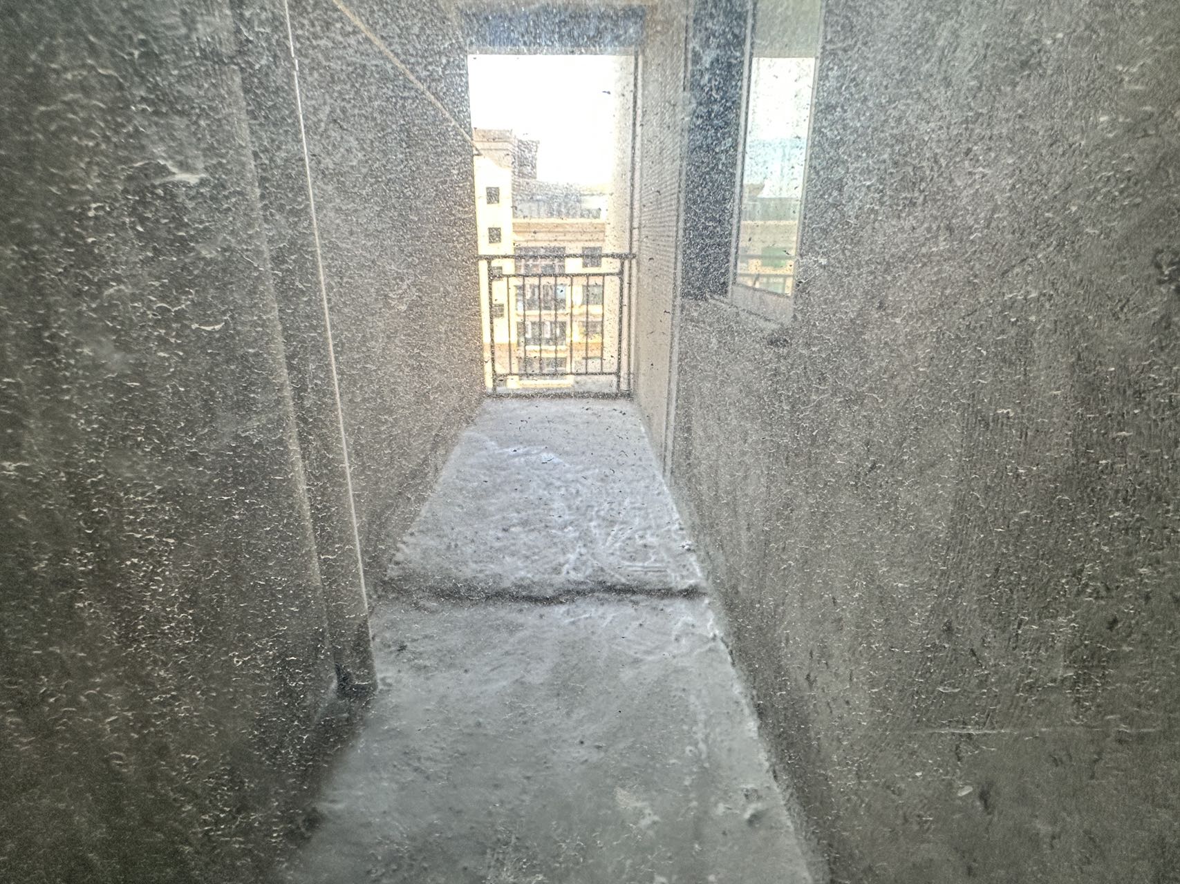 海秀花园 3室2厅2卫 175.0万 海秀花园 3室2厅2卫 175.0万室内图