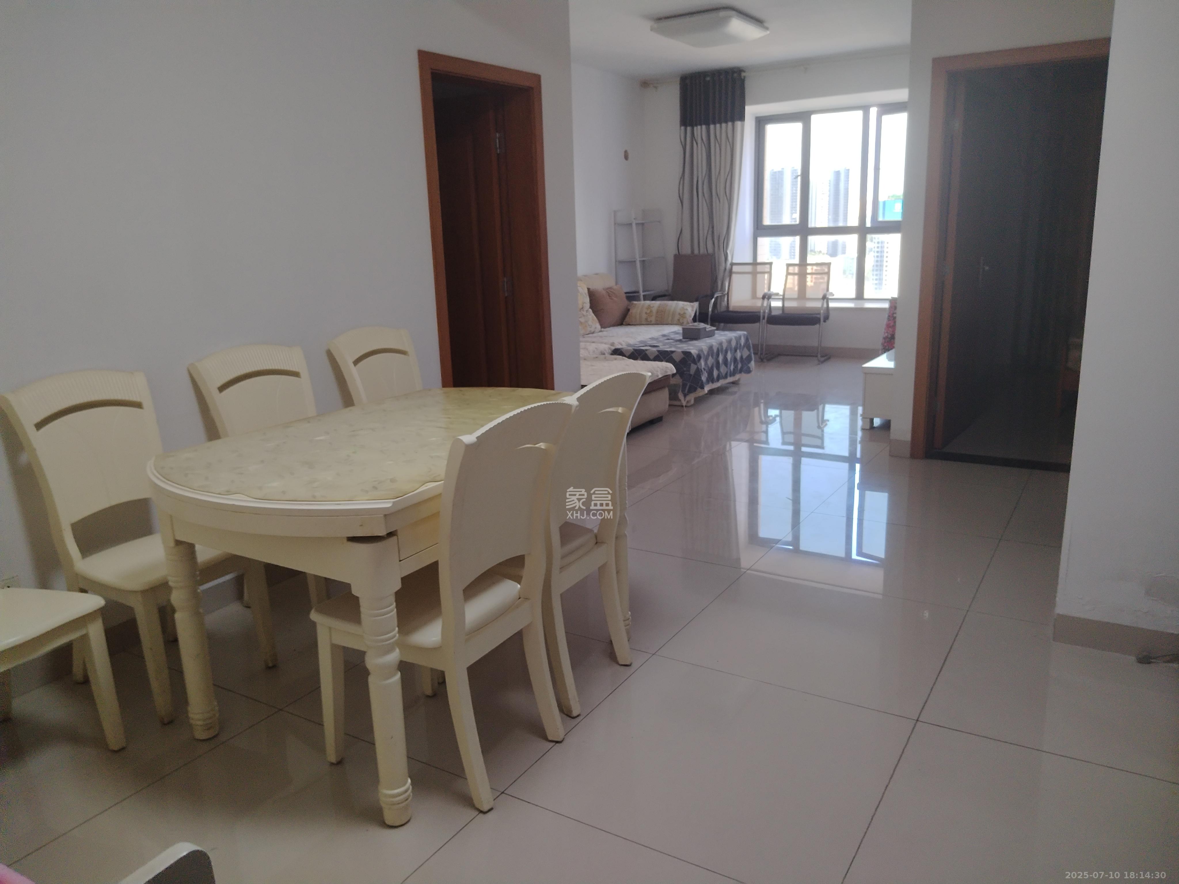 华悦城 2室2厅1卫 2000.0元/月 华悦城 2室2厅1卫 2000.0元/月室内图