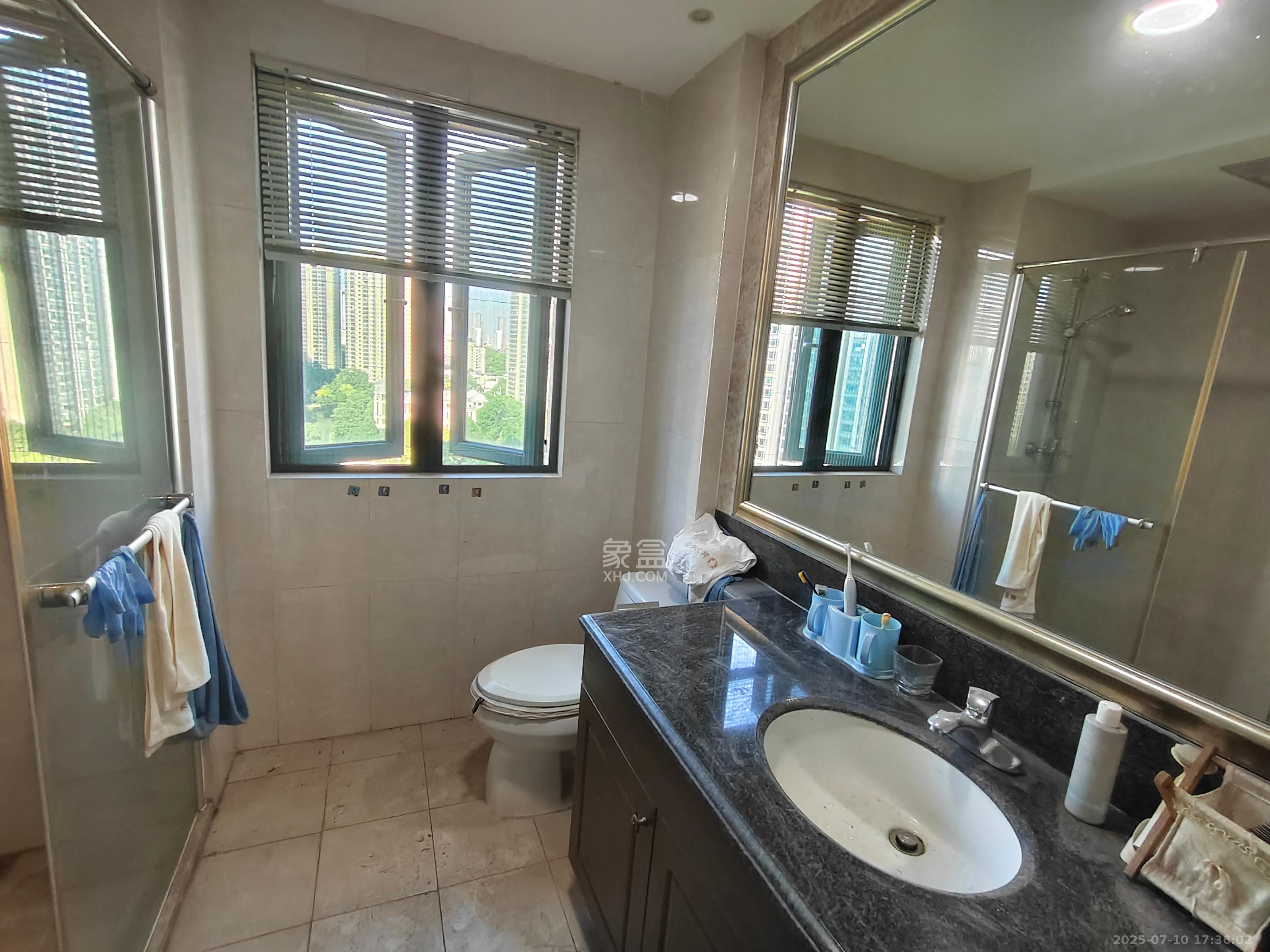 恒大雅苑 3室2厅1卫 2800.0元/月 恒大雅苑 3室2厅1卫 2800.0元/月室内图