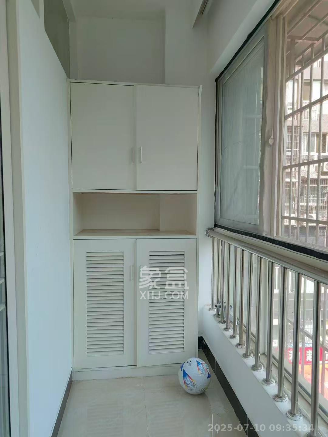 伍家岭生活广场  1室1厅1卫   1400.00元/月室内图