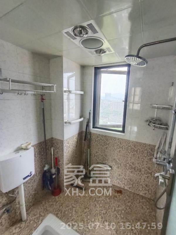长房时代城  3室2厅1卫   2800.00元/月室内图