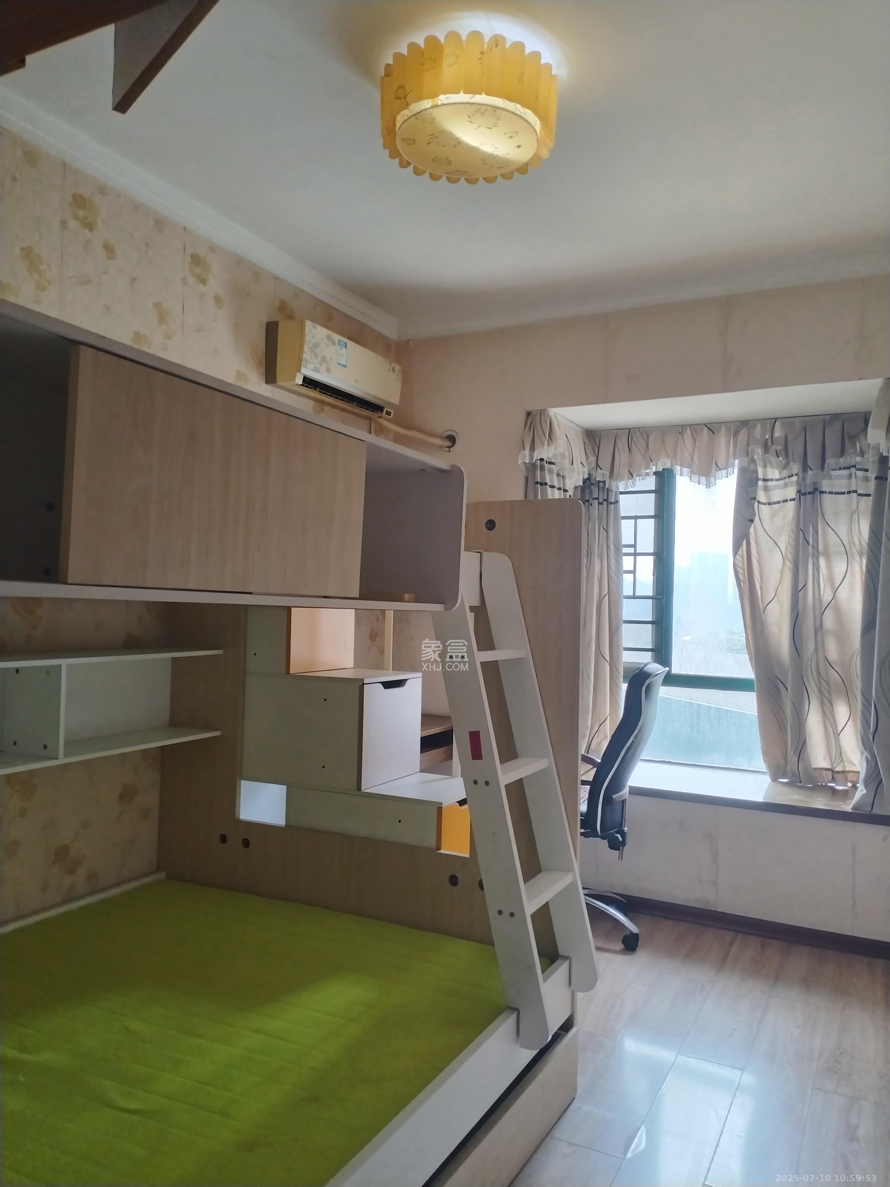 滨江金座 3室2厅2卫 2800.0元/月 滨江金座 3室2厅2卫 2800.0元/月室内图