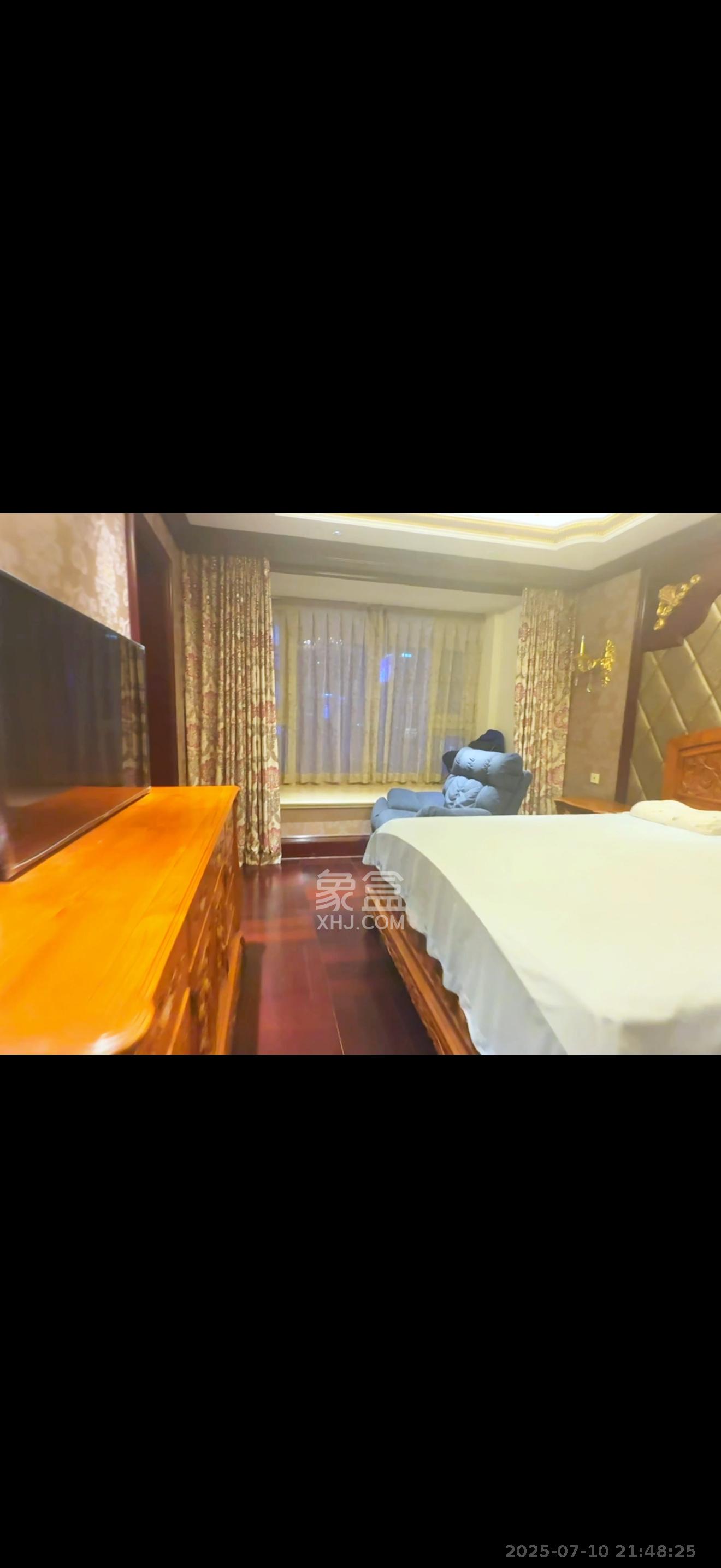 万达公馆  3室2厅4卫    10000.0元/月室内图