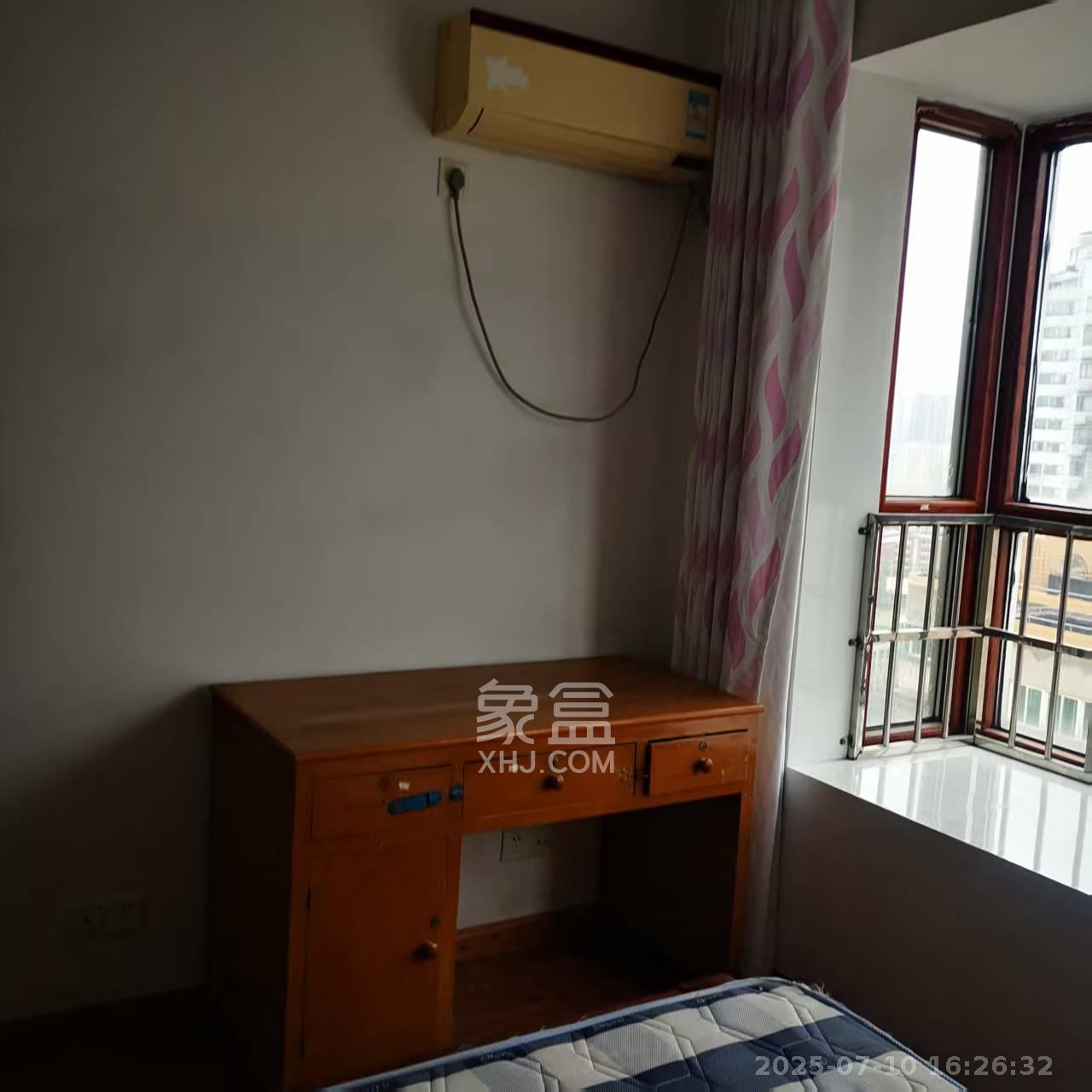 宏泽佳园 2室2厅1卫 3200.0元/月 宏泽佳园 2室2厅1卫 3200.0元/月室内图