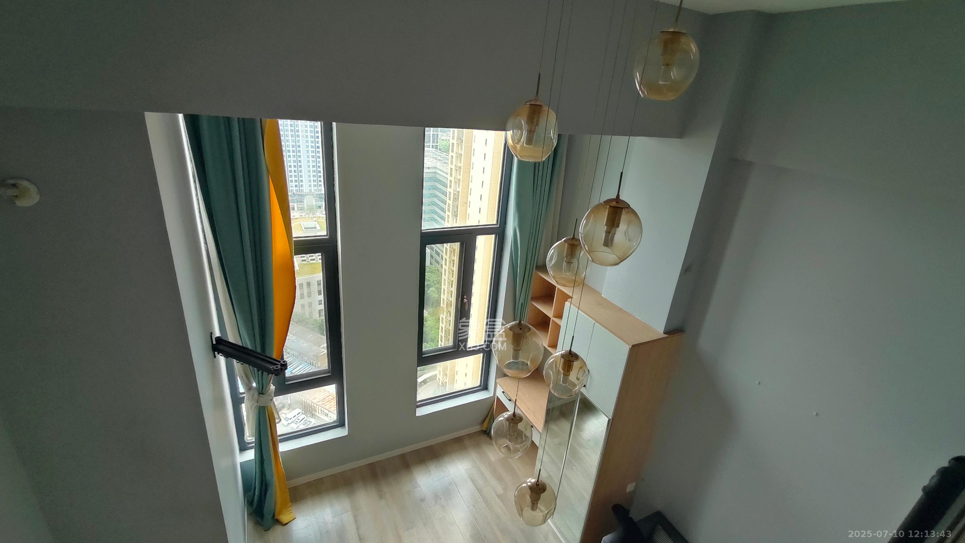 MOMA当代广场 2室1厅1卫 1500.0元/月 MOMA当代广场 2室1厅1卫 1500.0元/月室内图