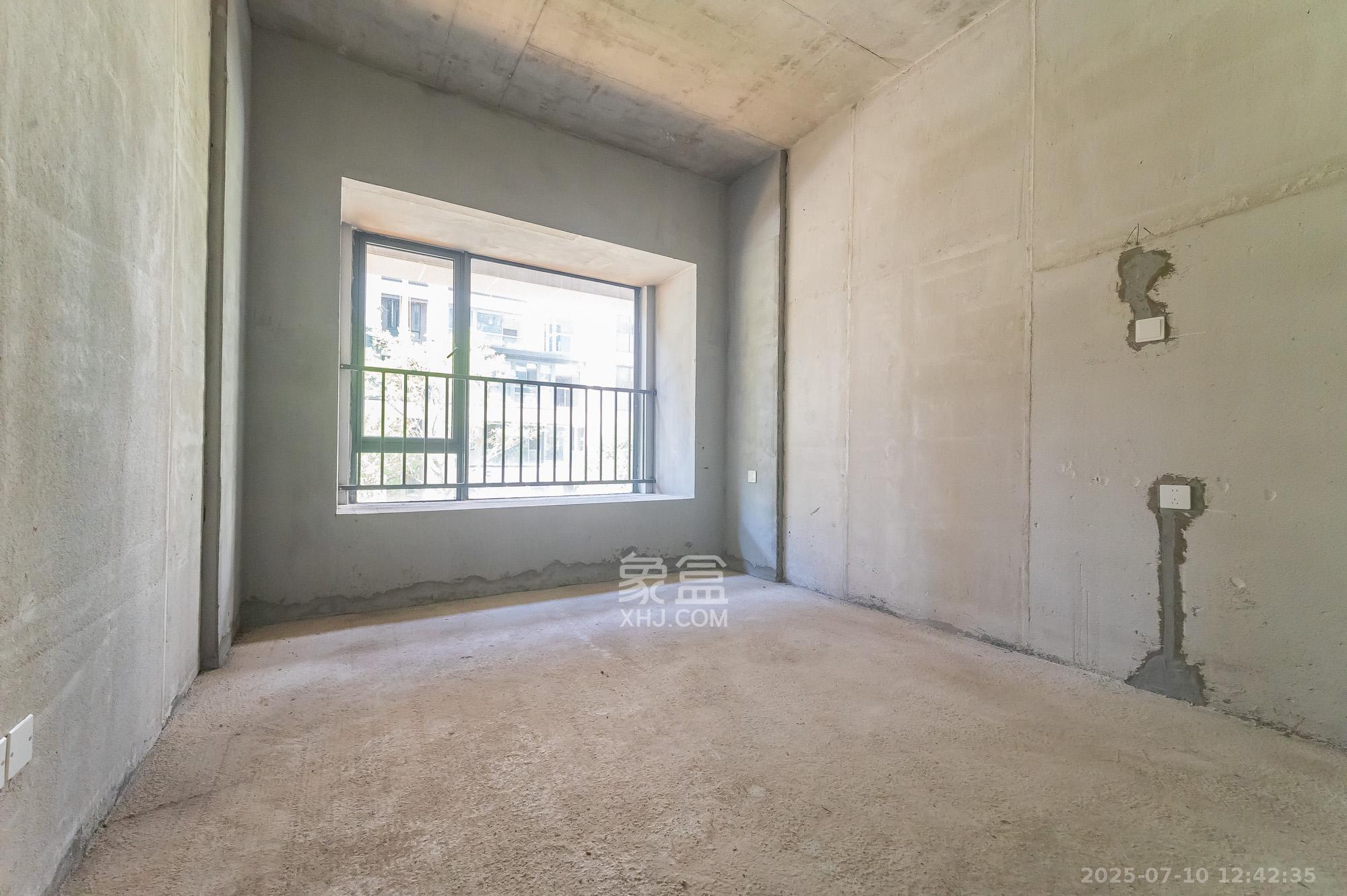 三一云谷 5室2厅3卫 310.0万 三一云谷 5室2厅3卫 310.0万其他