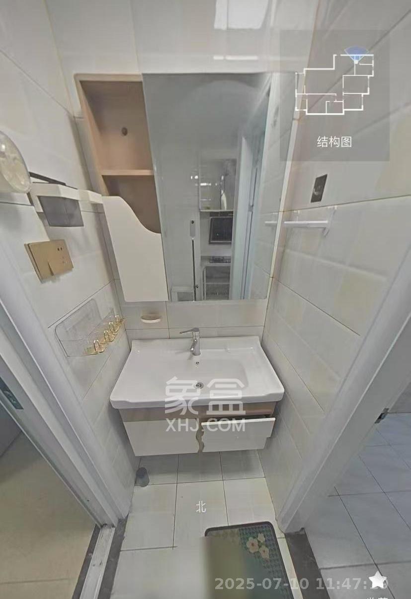 八方小区B区  1室2厅2卫   4500.00元/月室内图