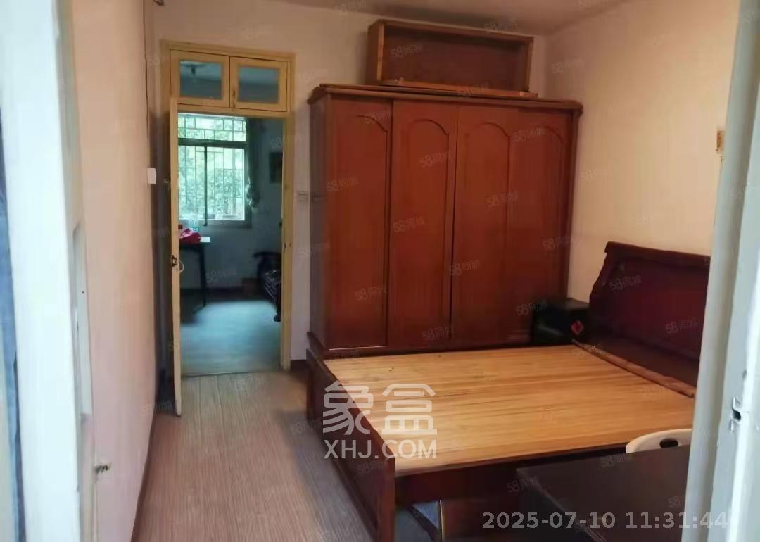 桂花二村 3室1厅1卫 1450.0元/月 桂花二村 3室1厅1卫 1450.0元/月室内图