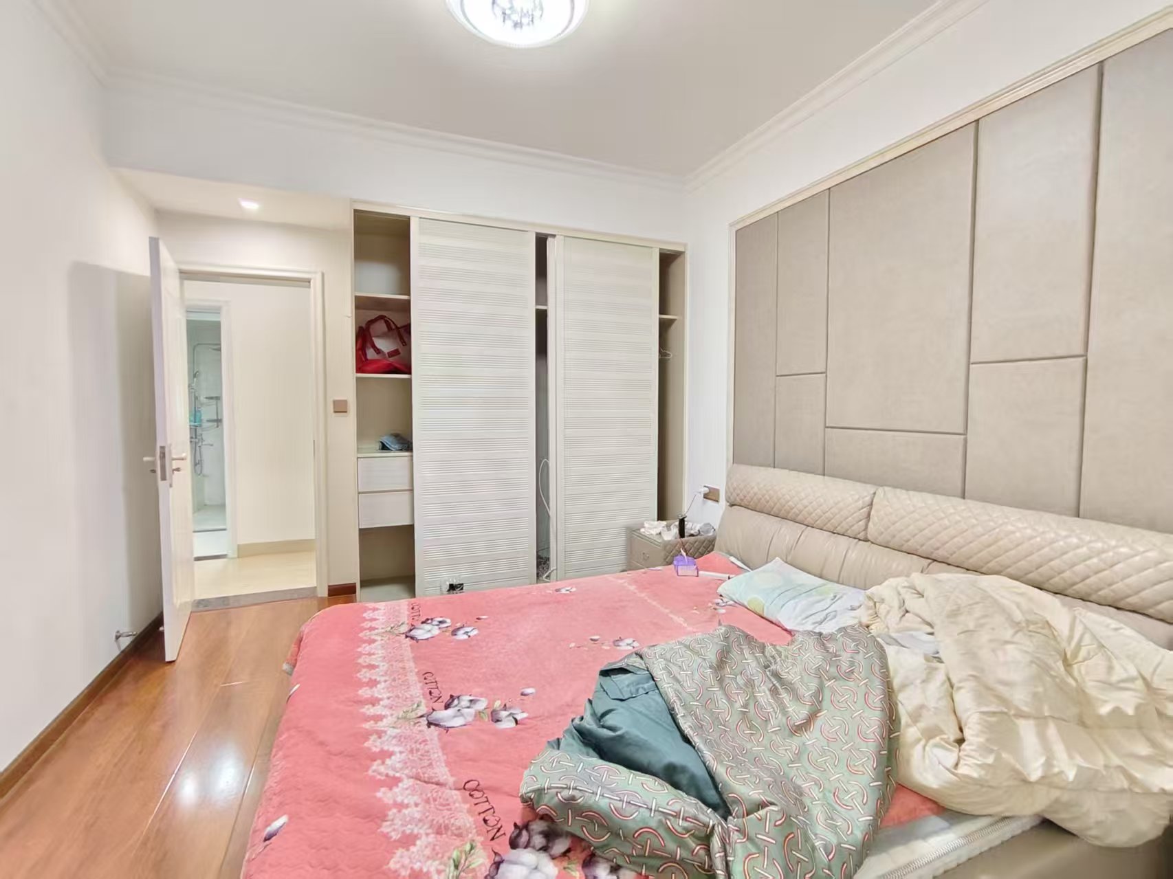 君临上海湾 3室2厅2卫 2600.0元/月 君临上海湾 3室2厅2卫 2600.0元/月户型图