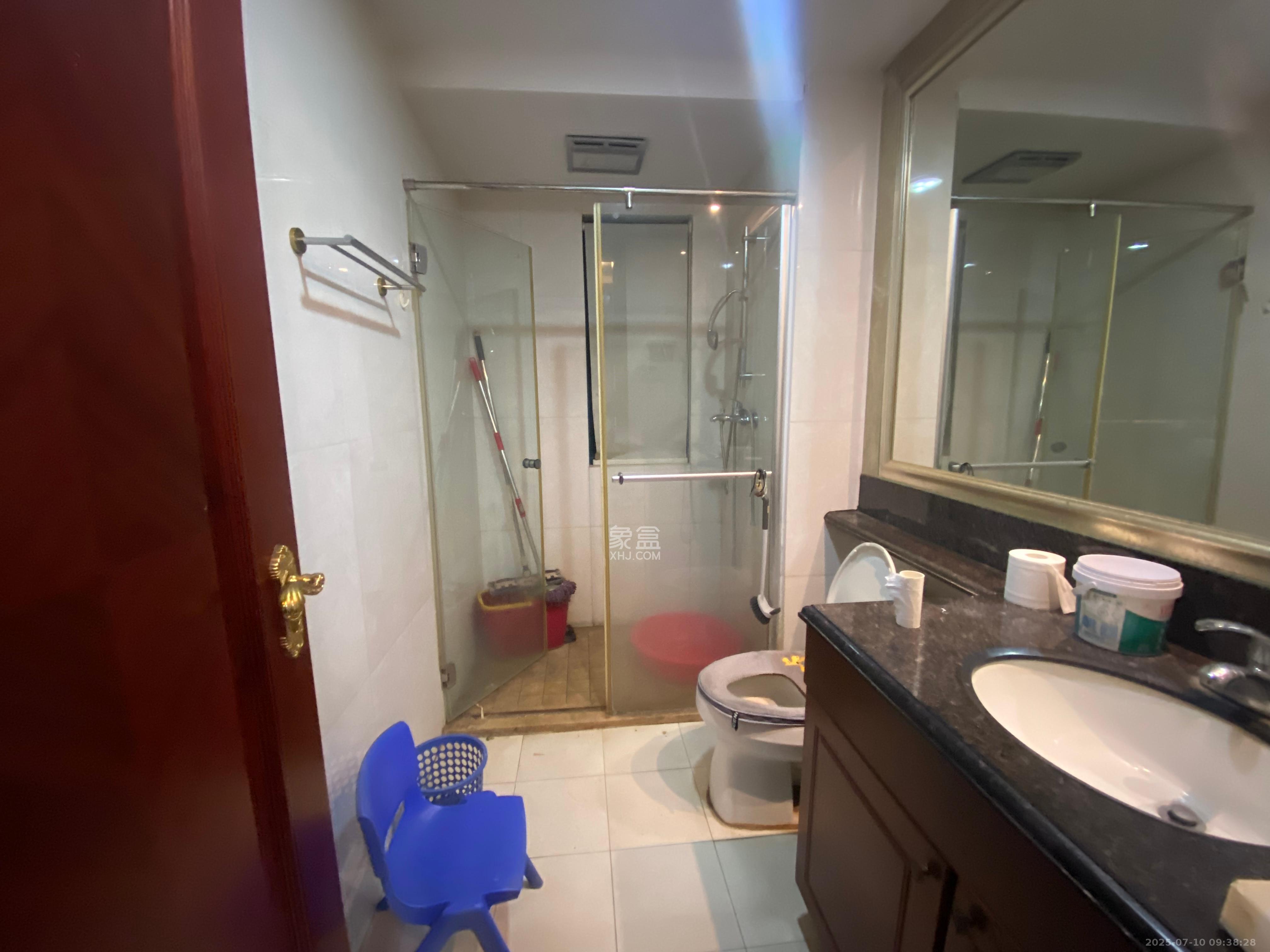 恒大名都  3室2厅2卫    1800.0元/月 恒大名都  3室2厅2卫    1800.0元/月室内图