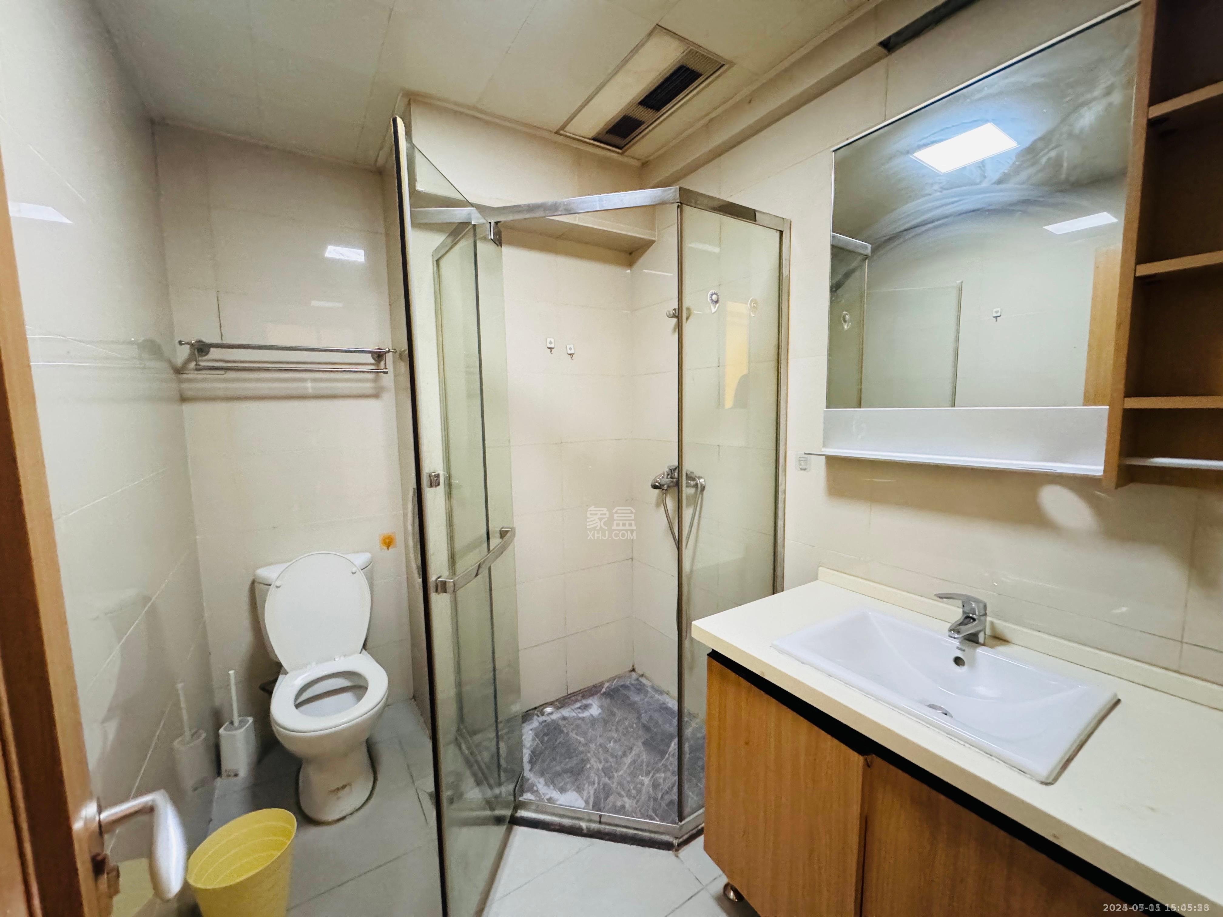 中泰财富湘江 1室1厅1卫 1400.0元/月 中泰财富湘江 1室1厅1卫 1400.0元/月室内图