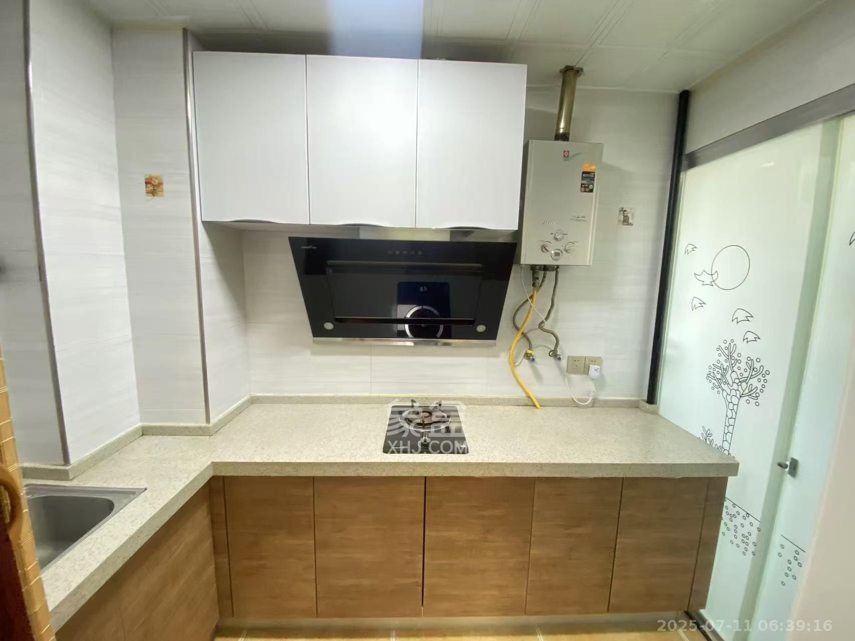 白沙晶城  1室1厅1卫   2300.00元/月室内图