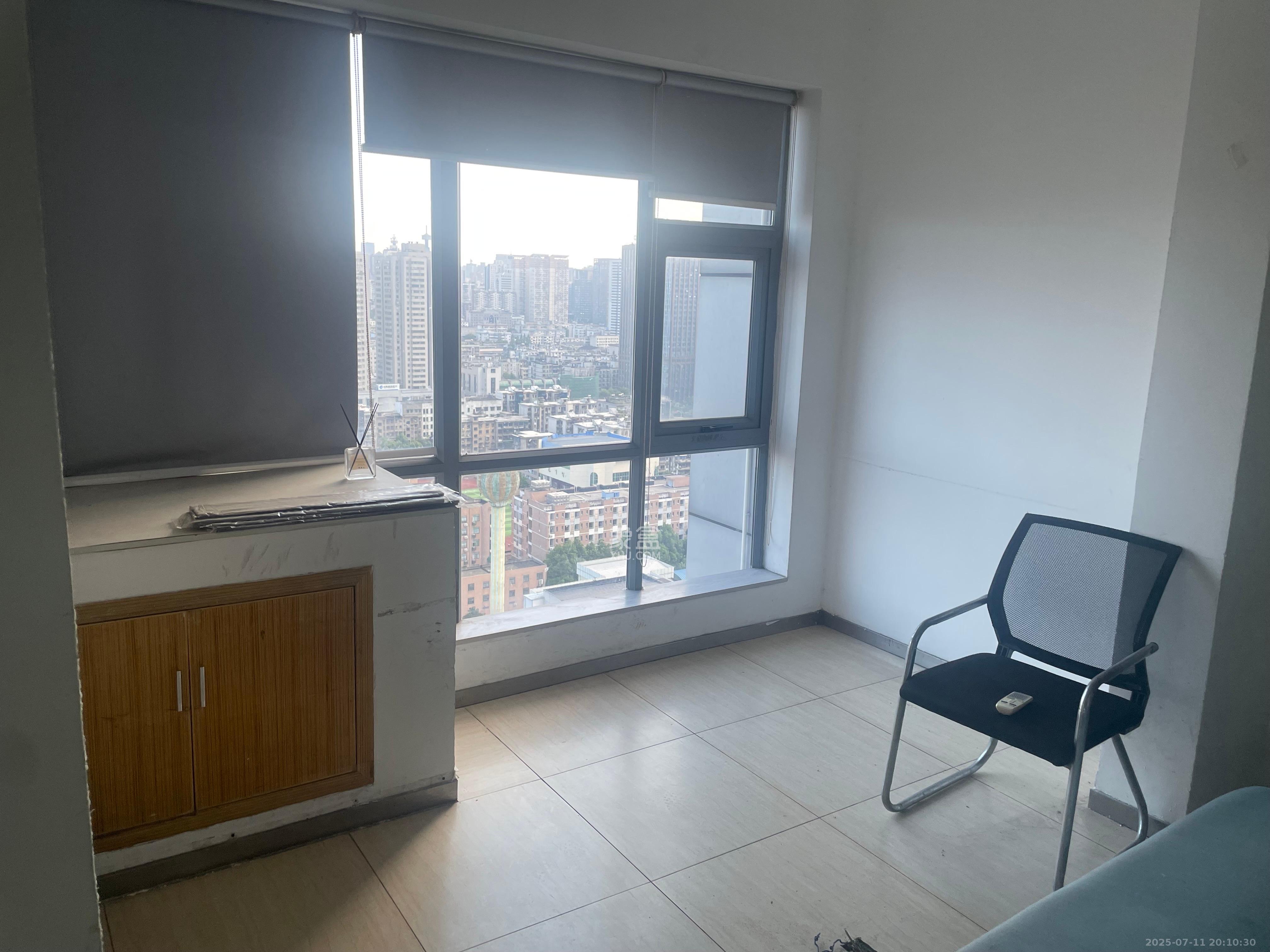 人瑞潇湘国际  1室1厅1卫    16000.0元/月室内图