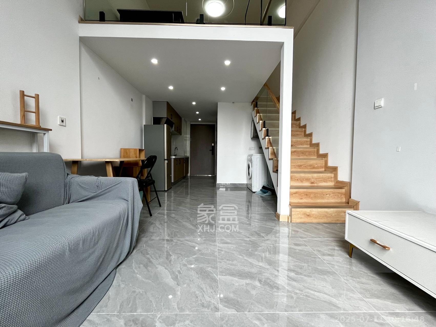 藏珑湖上公馆 1室1厅1卫 2200.0元/月 藏珑湖上公馆 1室1厅1卫 2200.0元/月室内图