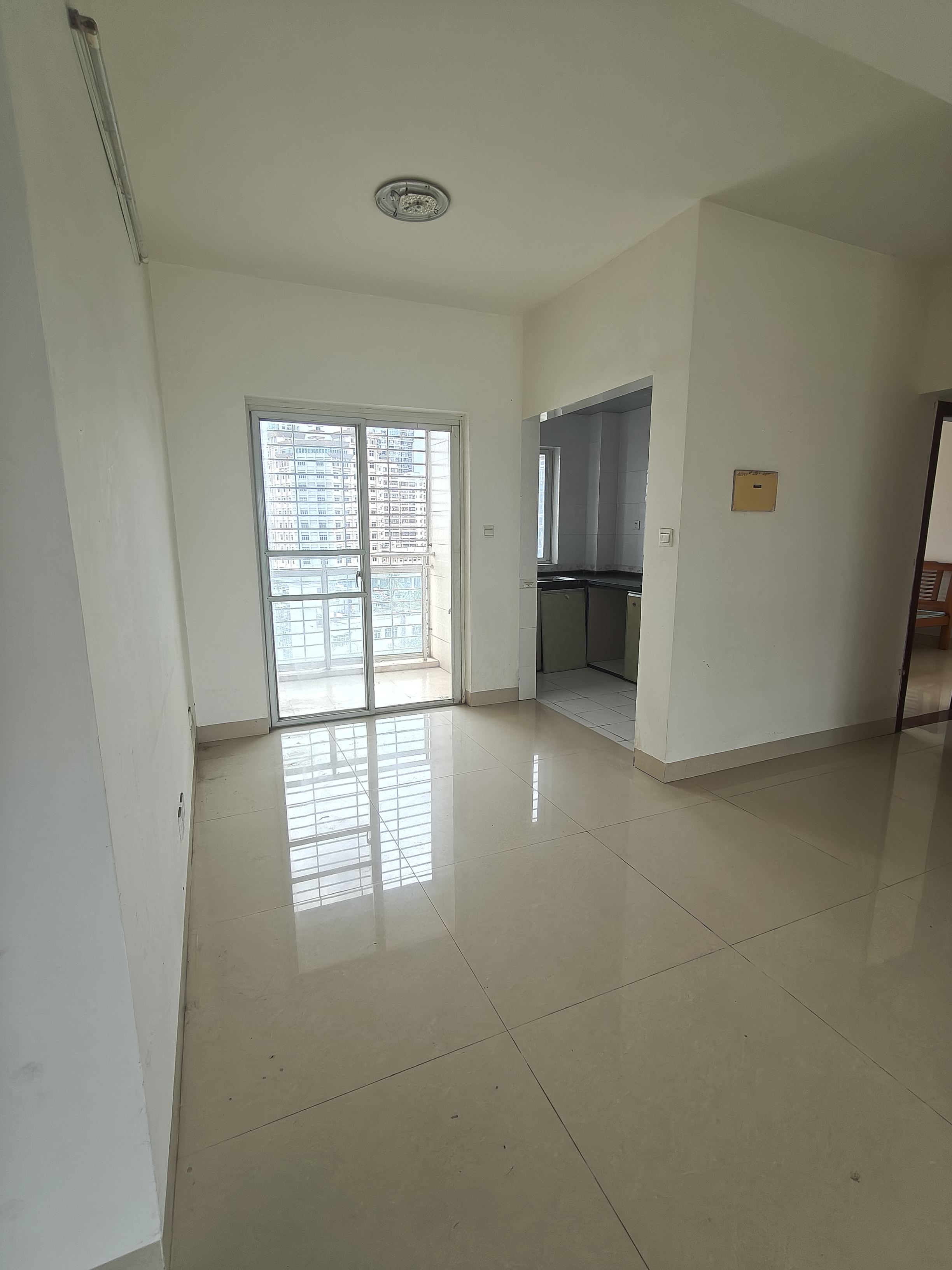 法苑里 3室2厅1卫 3800.0元/月 法苑里 3室2厅1卫 3800.0元/月室内图