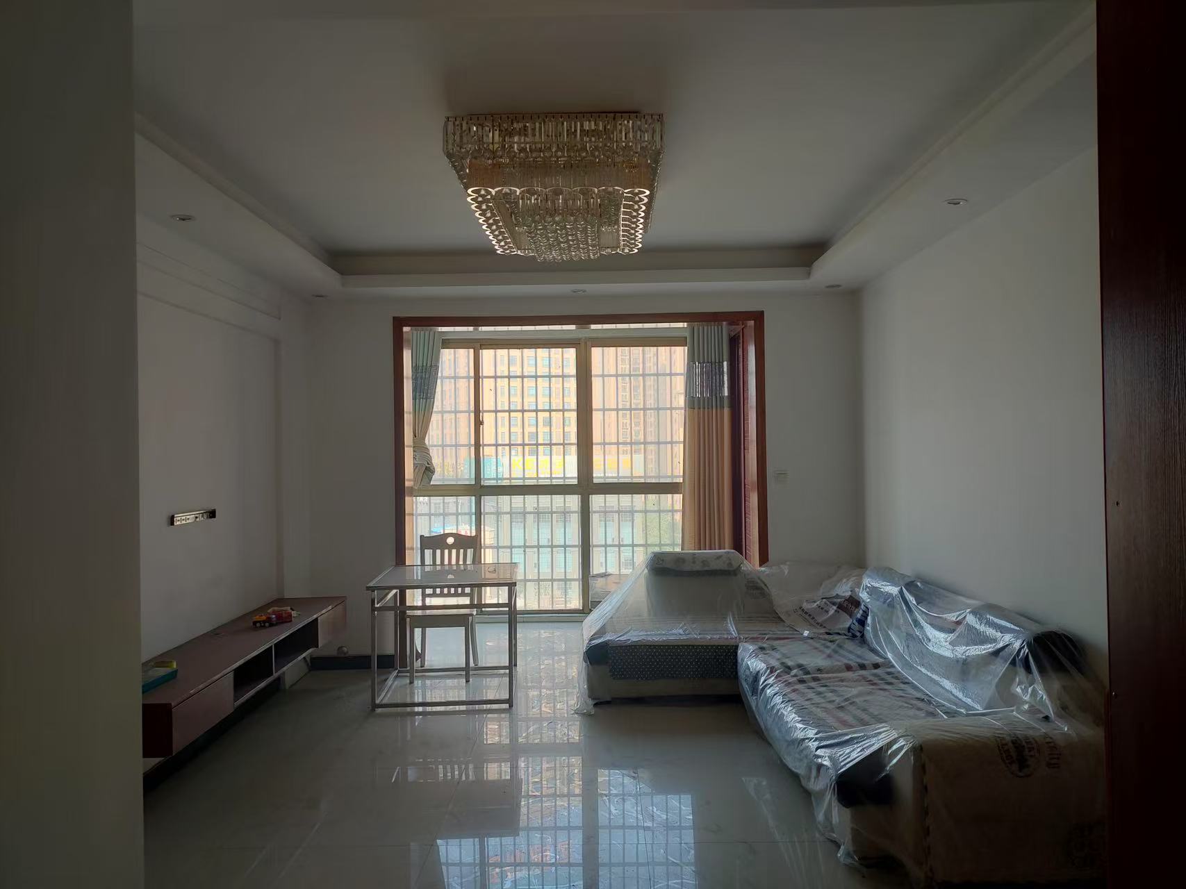 新外滩 1室0厅0卫 1500.0元/月 新外滩 1室0厅0卫 1500.0元/月室内图