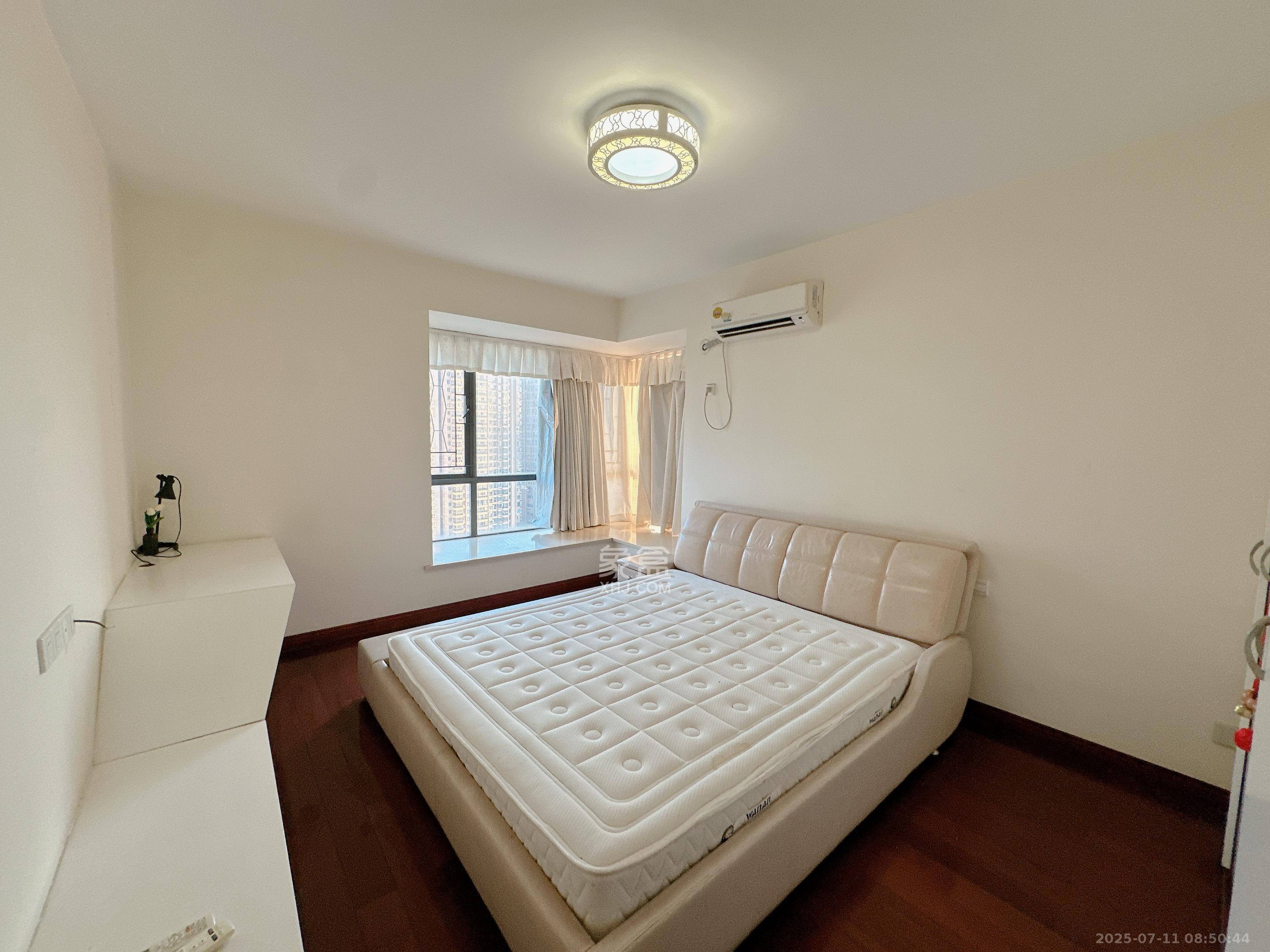 领航江阁  3室2厅2卫    3500.0元/月 领航江阁  3室2厅2卫    3500.0元/月室内图