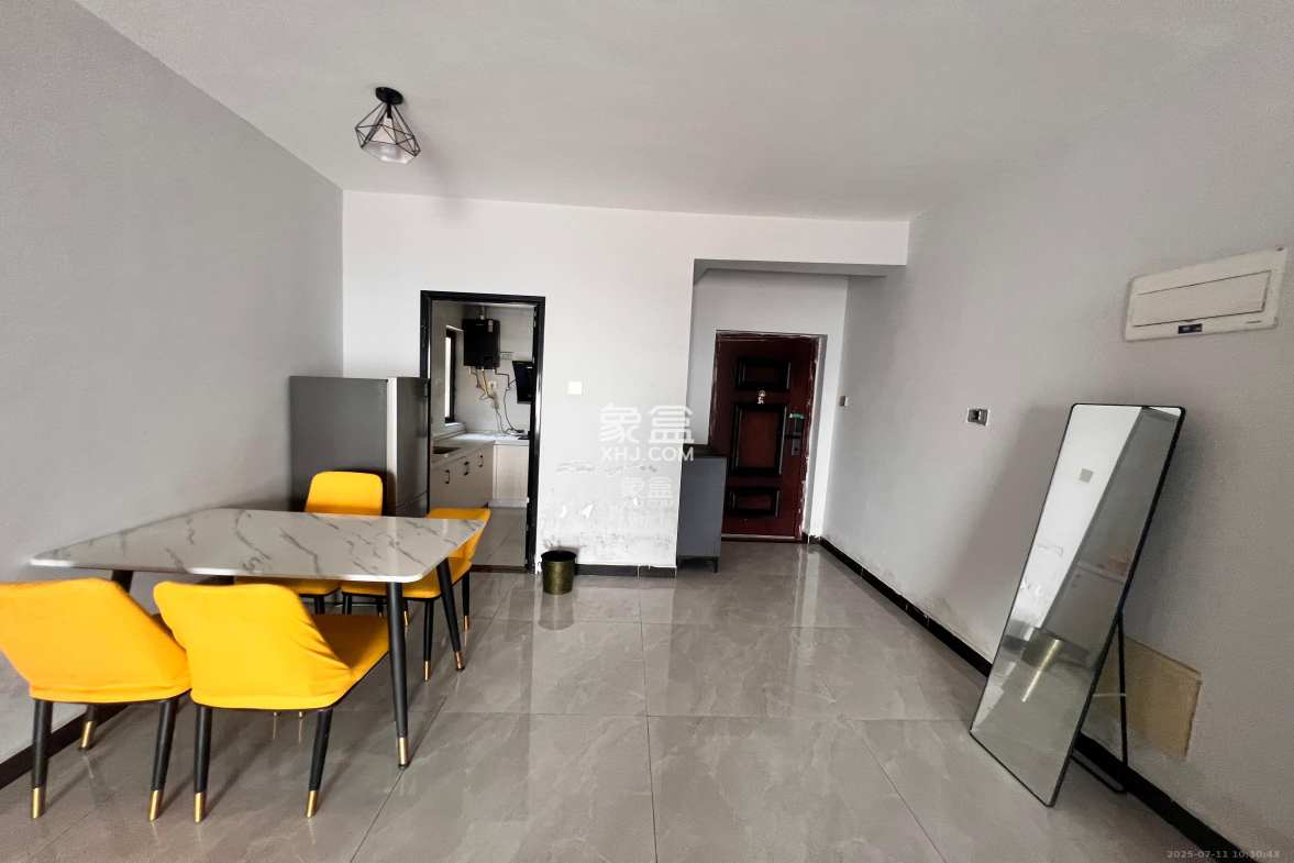 中建嘉和城  3室2厅1卫    2200.0元/月 中建嘉和城  3室2厅1卫    2200.0元/月室内图