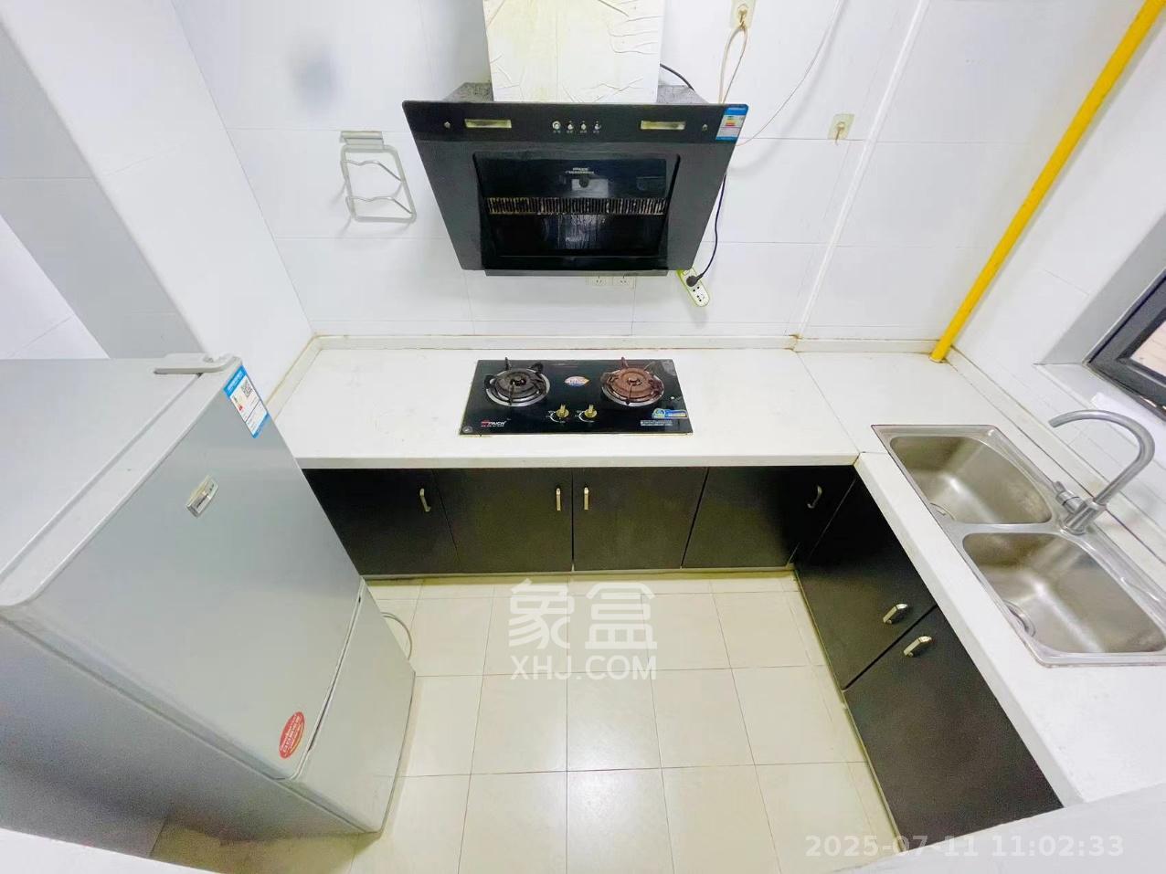 金轮星光名座 1室1厅1卫 2000.0元/月 金轮星光名座 1室1厅1卫 2000.0元/月室内图