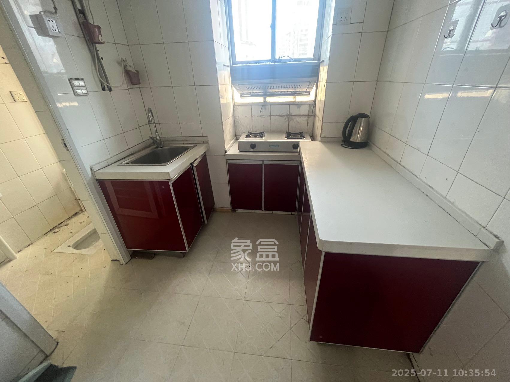 长沙市物资集团公司(浏城桥) 3室1厅1卫 2400.0元/月 长沙市物资集团公司(浏城桥) 3室1厅1卫 2400.0元/月室内图