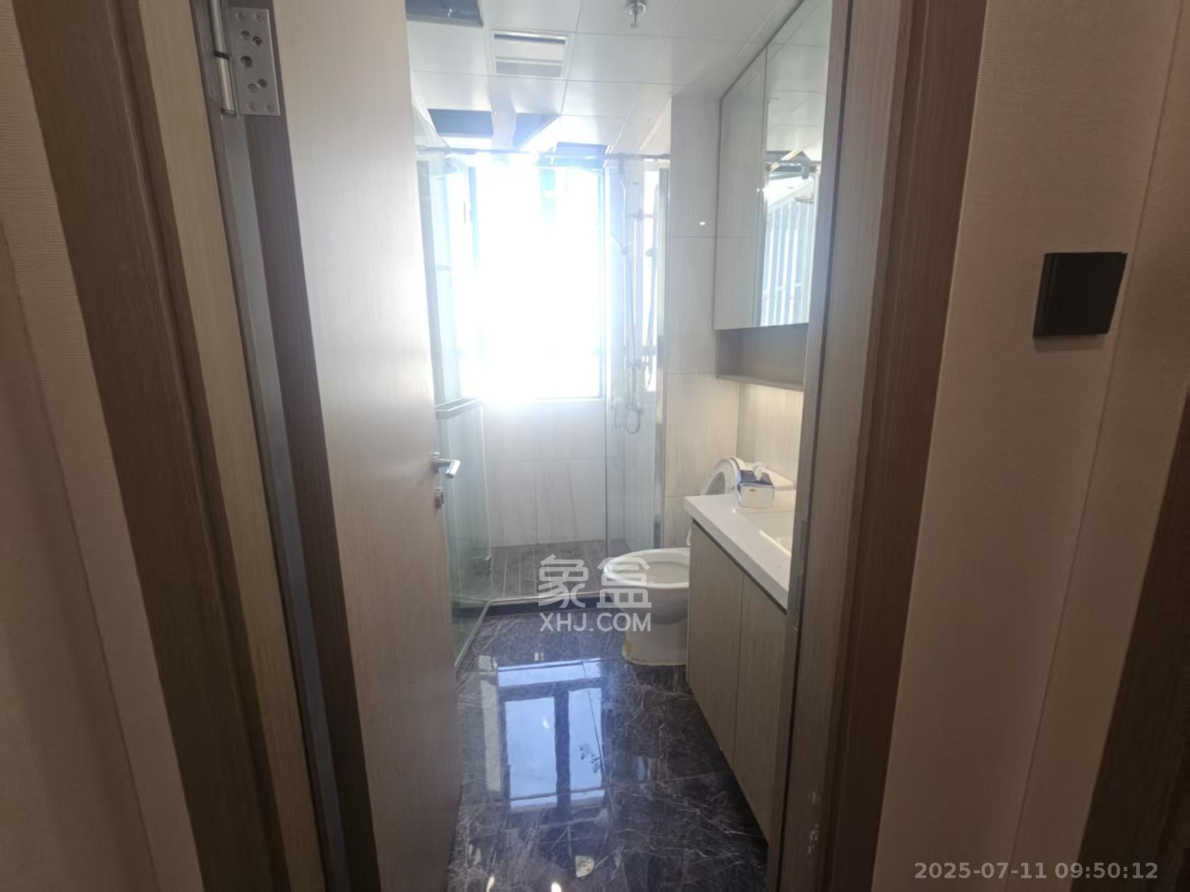 旭辉都会山  4室2厅3卫    9000.0元/月 旭辉都会山  4室2厅3卫    9000.0元/月室内图