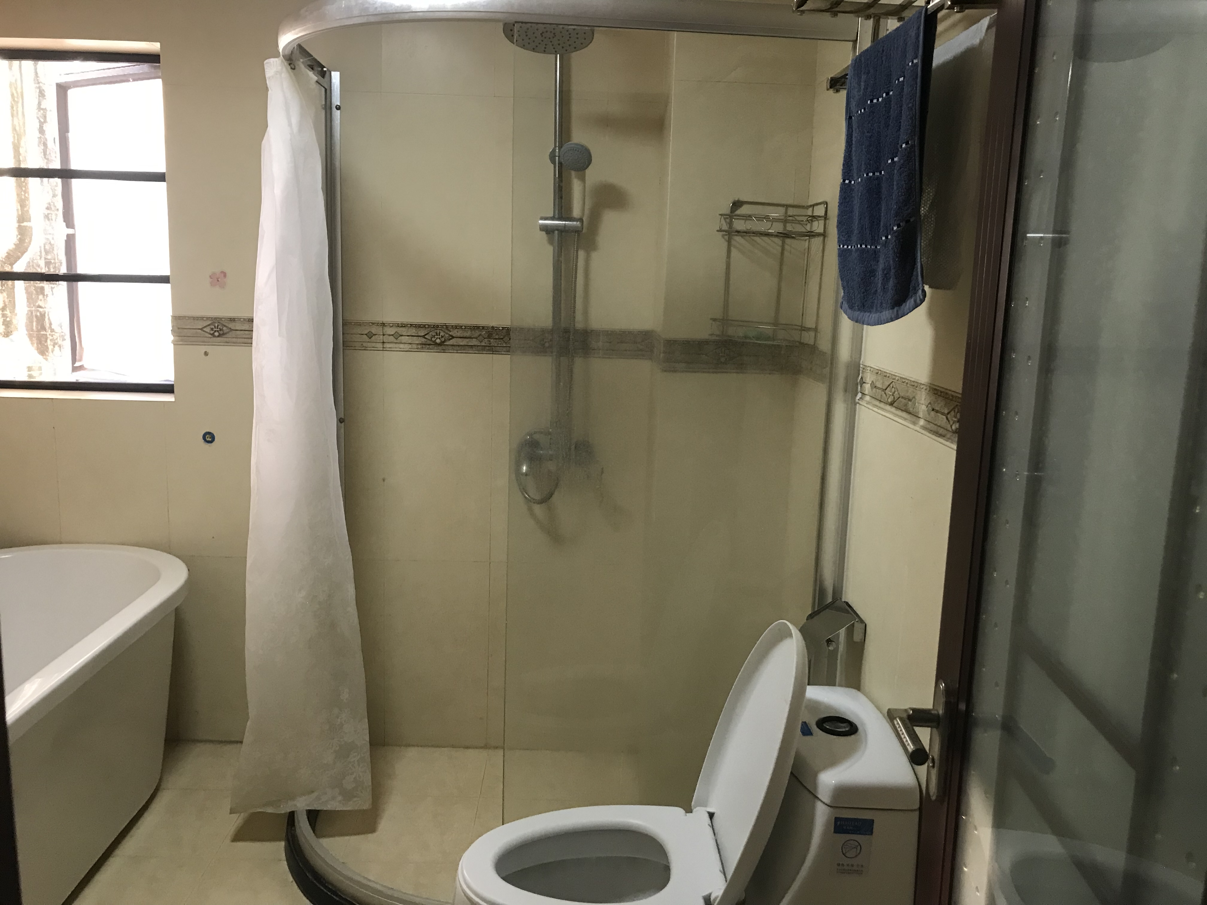 宇建城市花园  1室1厅1卫    2000.0元/月 宇建城市花园  1室1厅1卫    2000.0元/月室内图