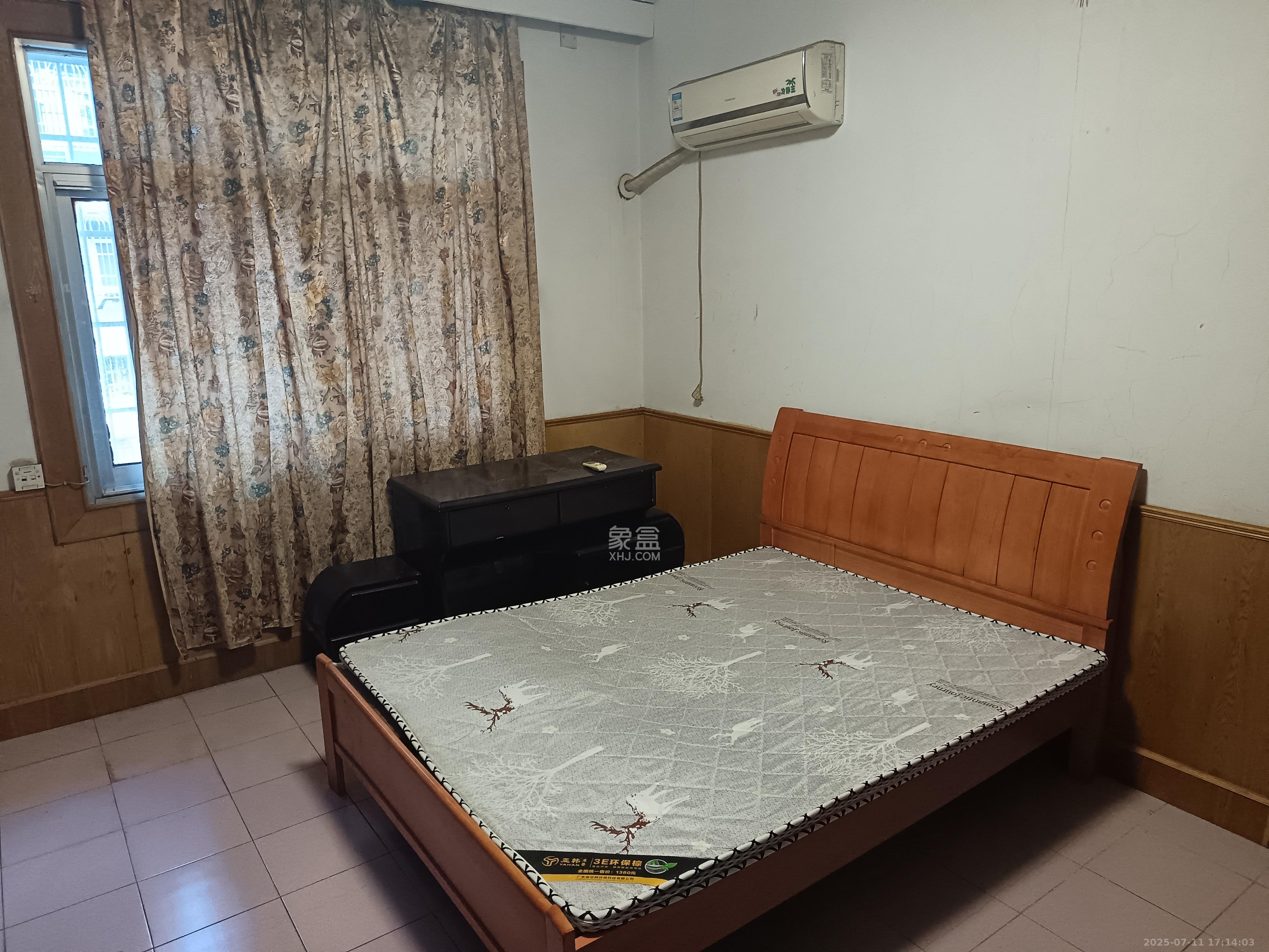 原长沙县仪器电教站小区 3室2厅1卫 1400.0元/月 原长沙县仪器电教站小区 3室2厅1卫 1400.0元/月室内图