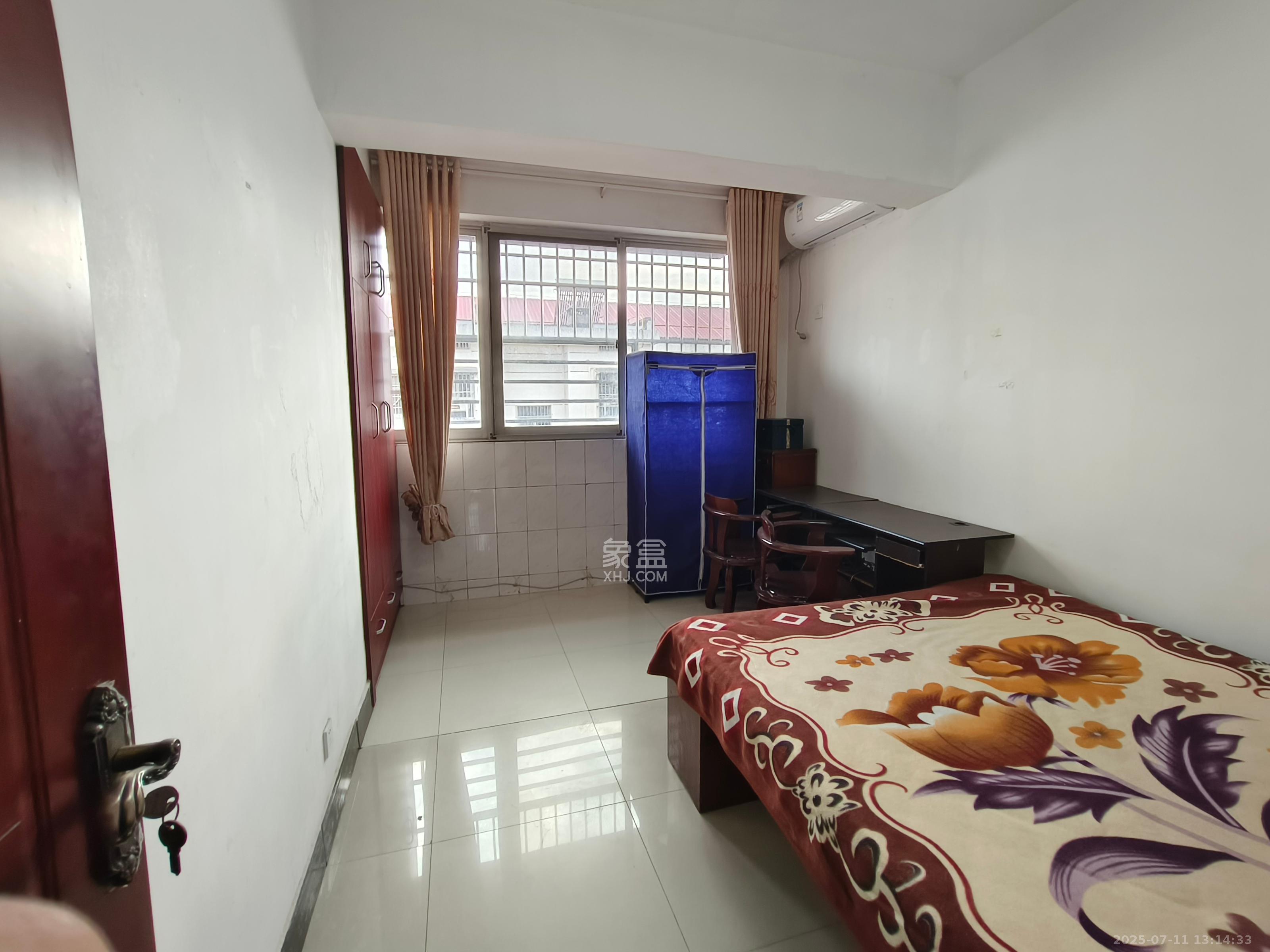 长华小区 1室2厅1卫 1500.0元/月 长华小区 1室2厅1卫 1500.0元/月室内图