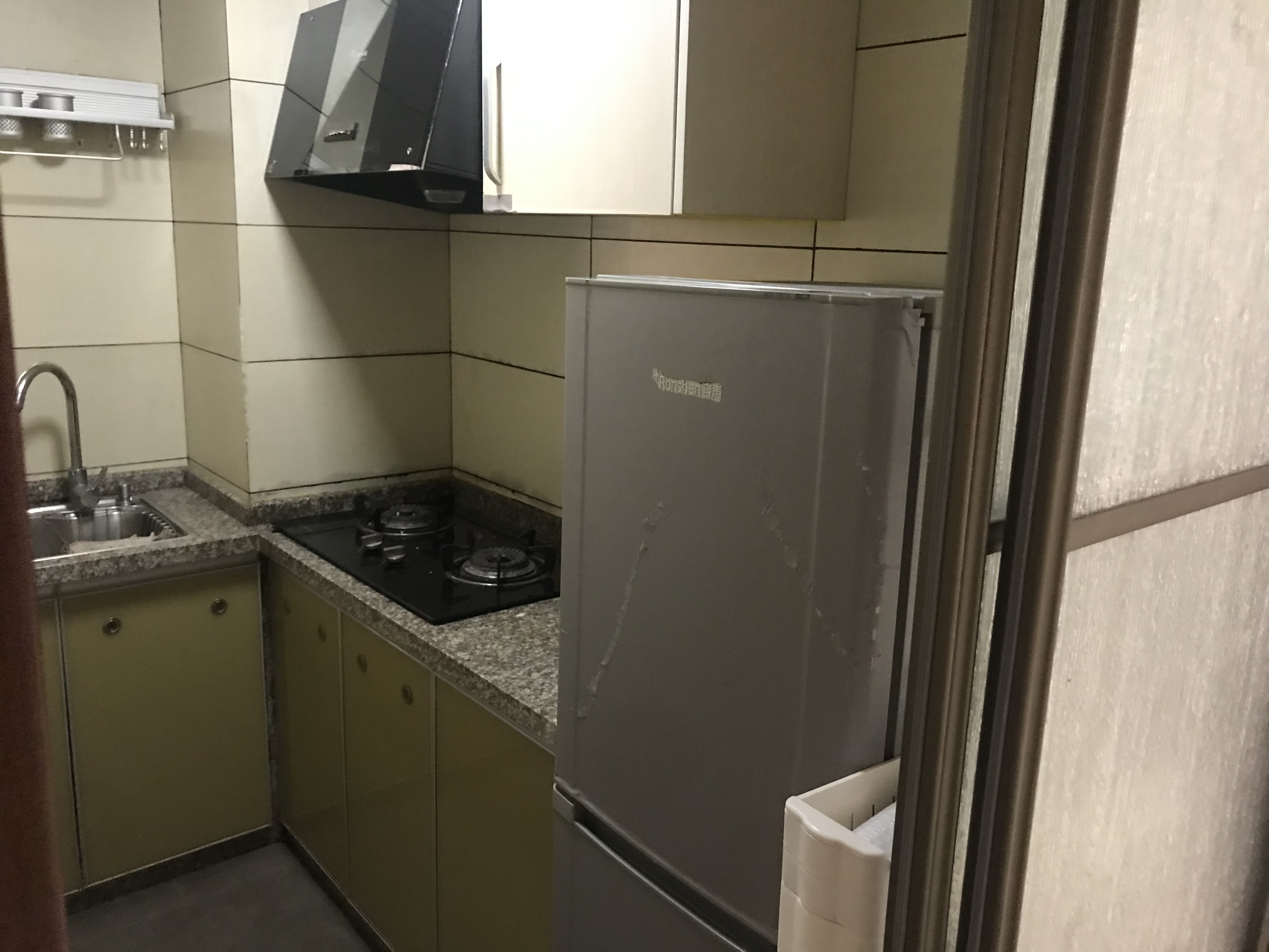 宇建城市花园  1室1厅1卫    2000.0元/月 宇建城市花园  1室1厅1卫    2000.0元/月室内图