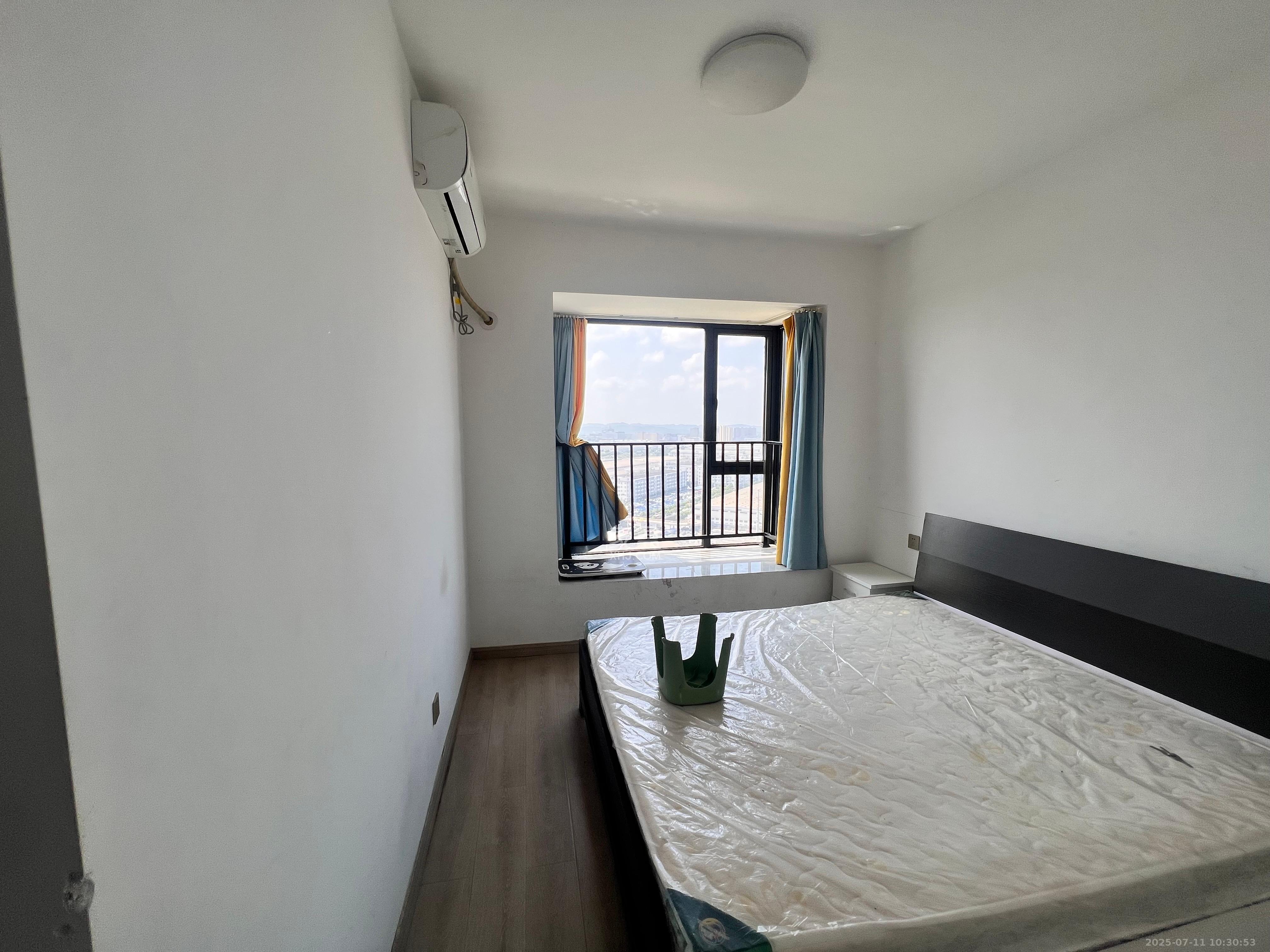 中建嘉和城  3室2厅1卫    2200.0元/月室内图