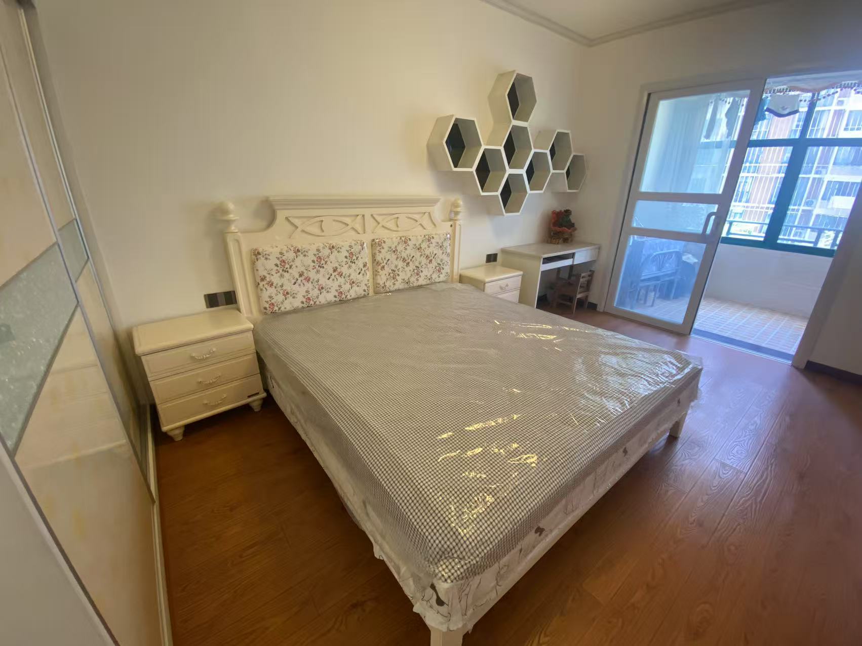 西域名邸  3室2厅2卫    65.0万 西域名邸  3室2厅2卫    65.0万室内图