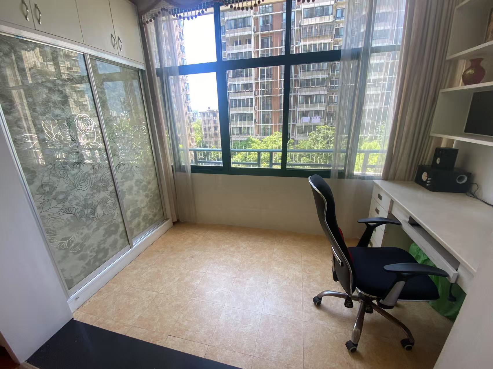 西域名邸  3室2厅2卫    65.0万 西域名邸  3室2厅2卫    65.0万室内图