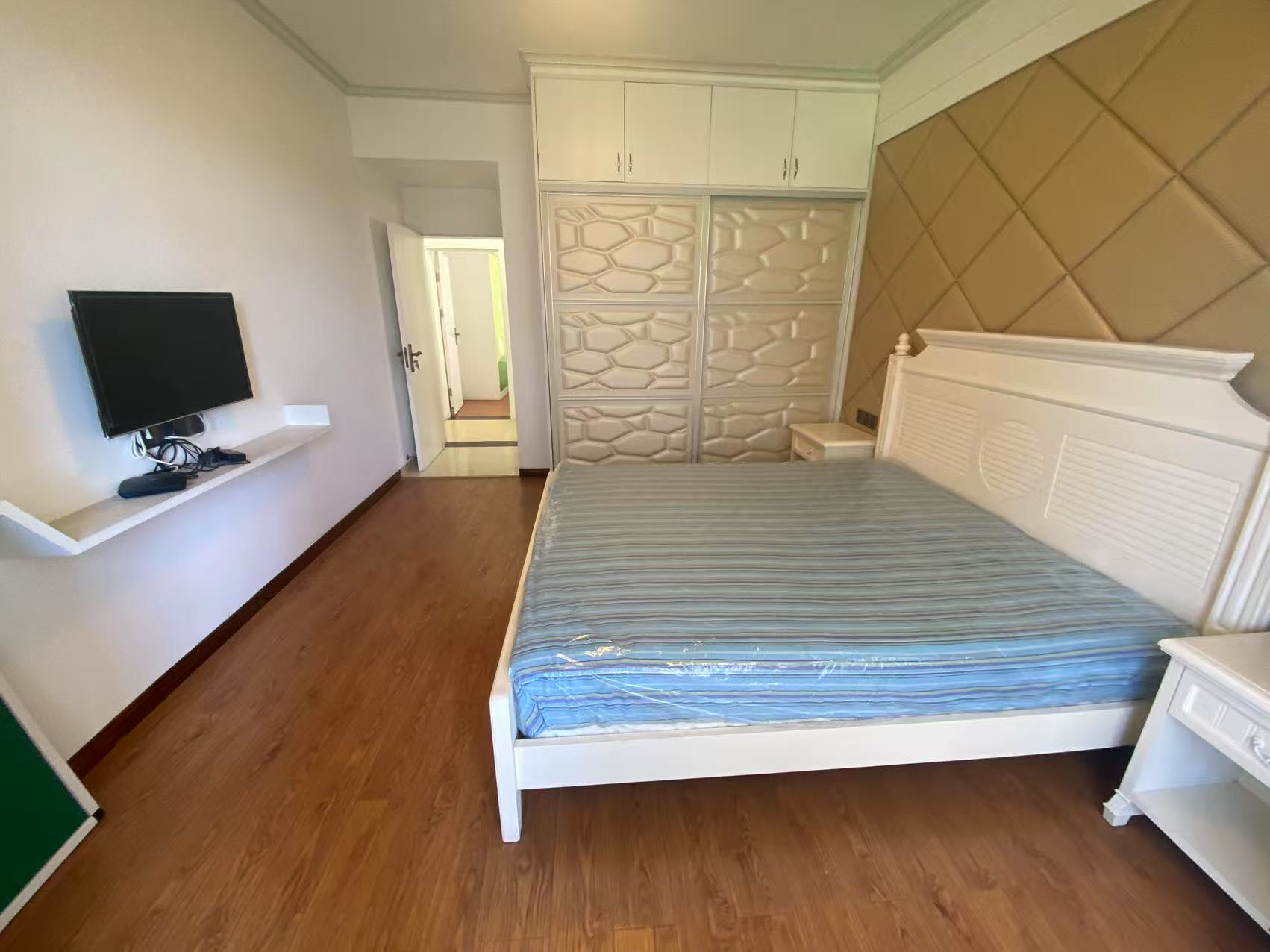 西域名邸  3室2厅2卫    65.0万 西域名邸  3室2厅2卫    65.0万室内图