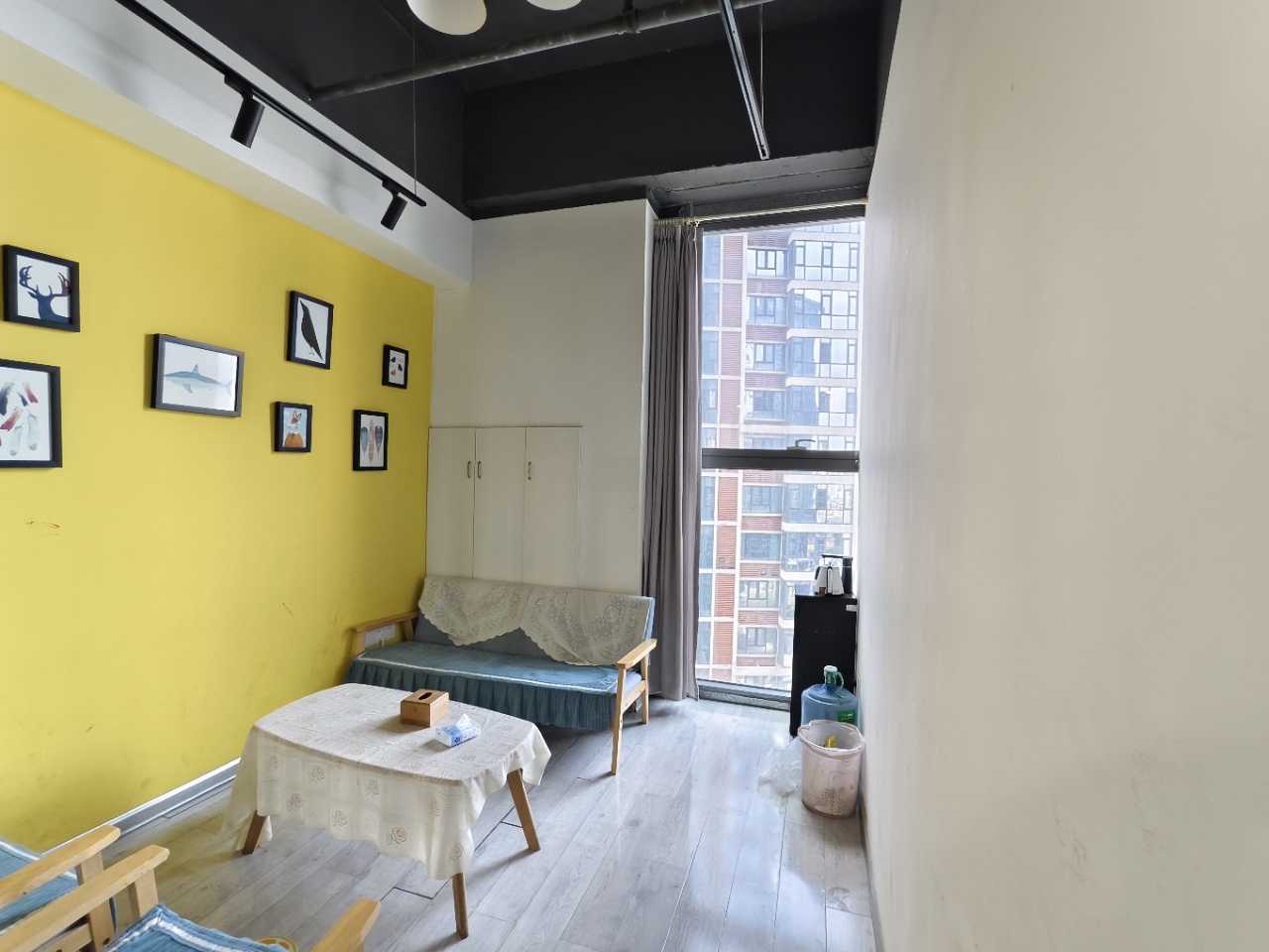 庐山一号  1室1厅1卫    130.0万 庐山一号  1室1厅1卫    130.0万室内图