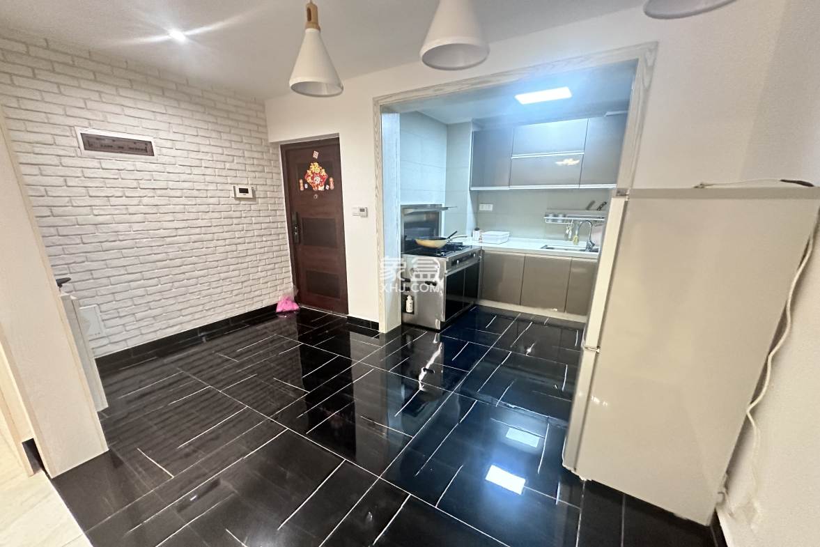 华天城小区 1室0厅0卫 1800.0元/月 华天城小区 1室0厅0卫 1800.0元/月室内图