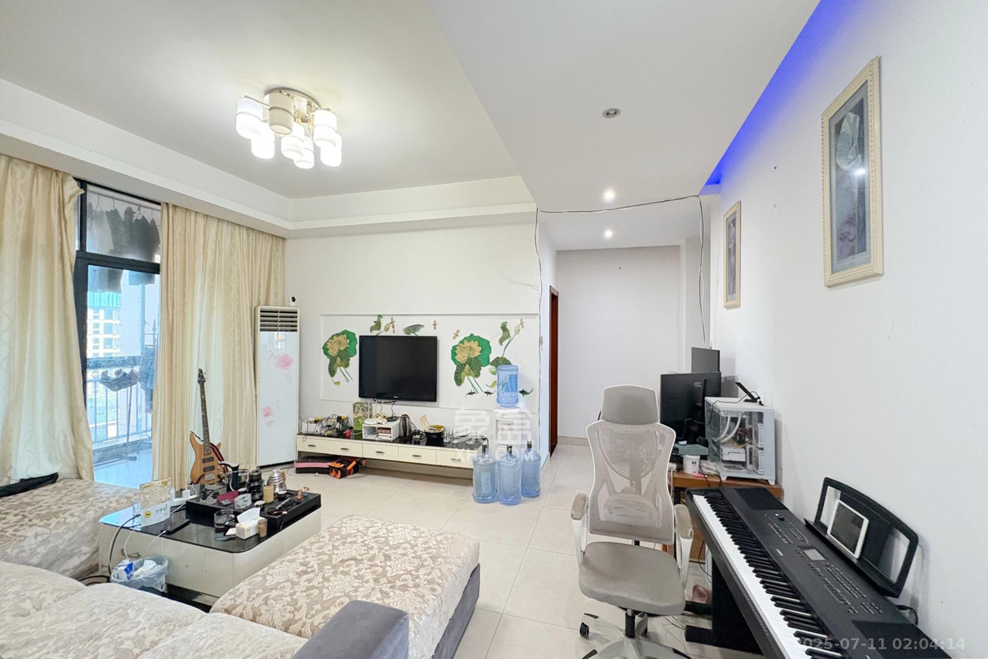 融圣国际  3室2厅2卫    150.0万 融圣国际  3室2厅2卫    150.0万