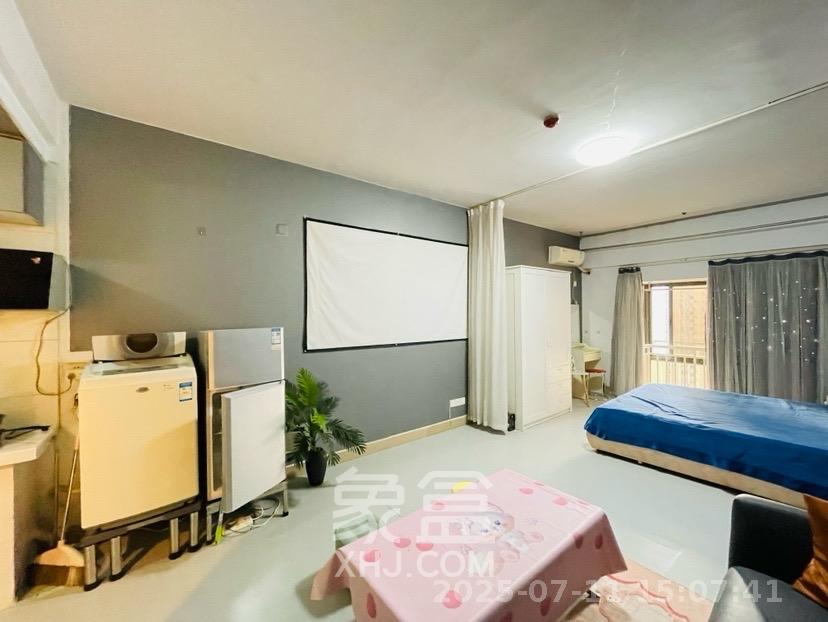 七彩丽都  1室1厅1卫   1700.00元/月室内图
