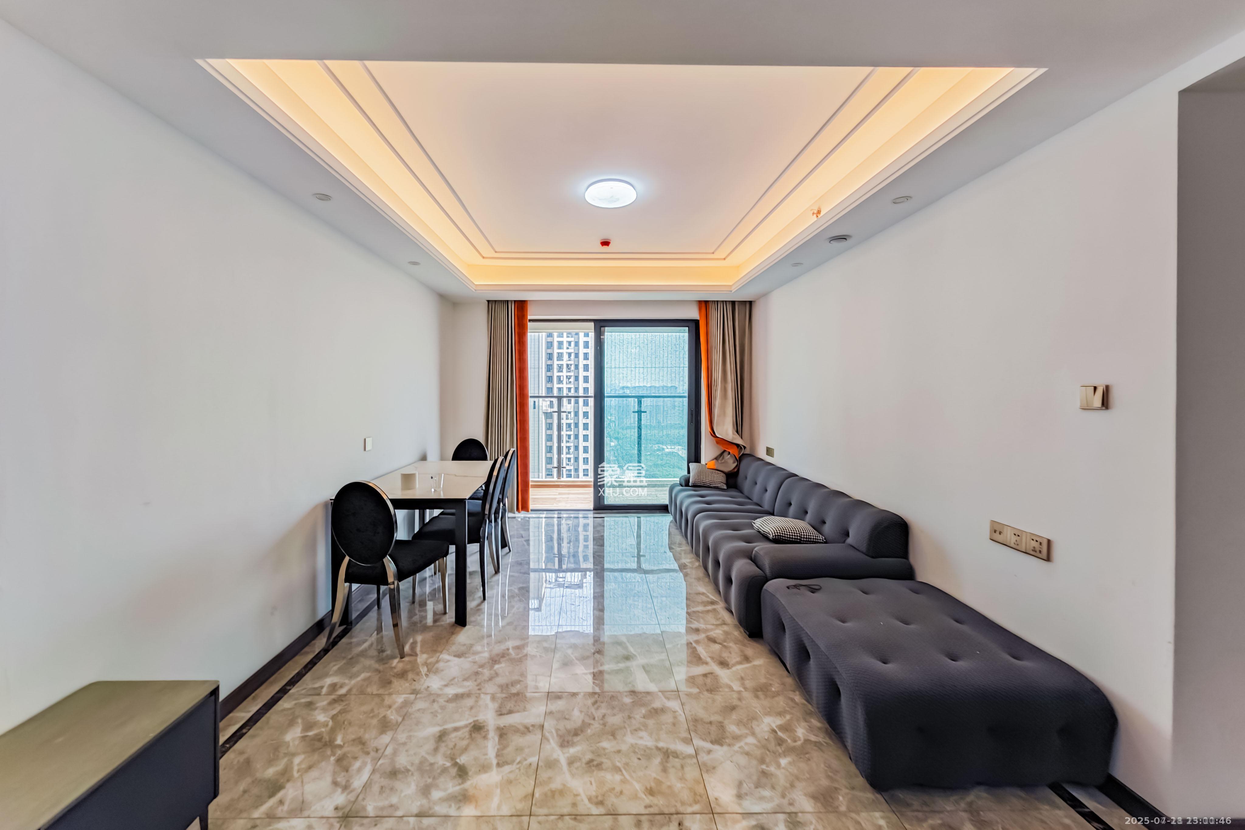 绿地长沙城际空间站(绿地新里佳苑) 3室2厅2卫 3200.0元/月 绿地长沙城际空间站(绿地新里佳苑) 3室2厅2卫 3200.0元/月室内图