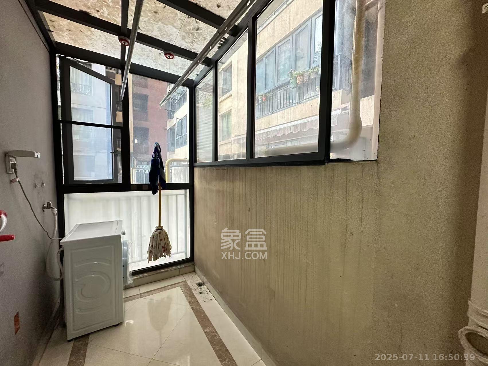 佳兆业时代广场  1室1厅1卫   1900.00元/月室内图